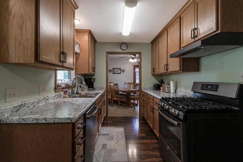 227 Westwood Drive, Mankato, MN 56001 IMG_6689-HDR-Edit.jpg