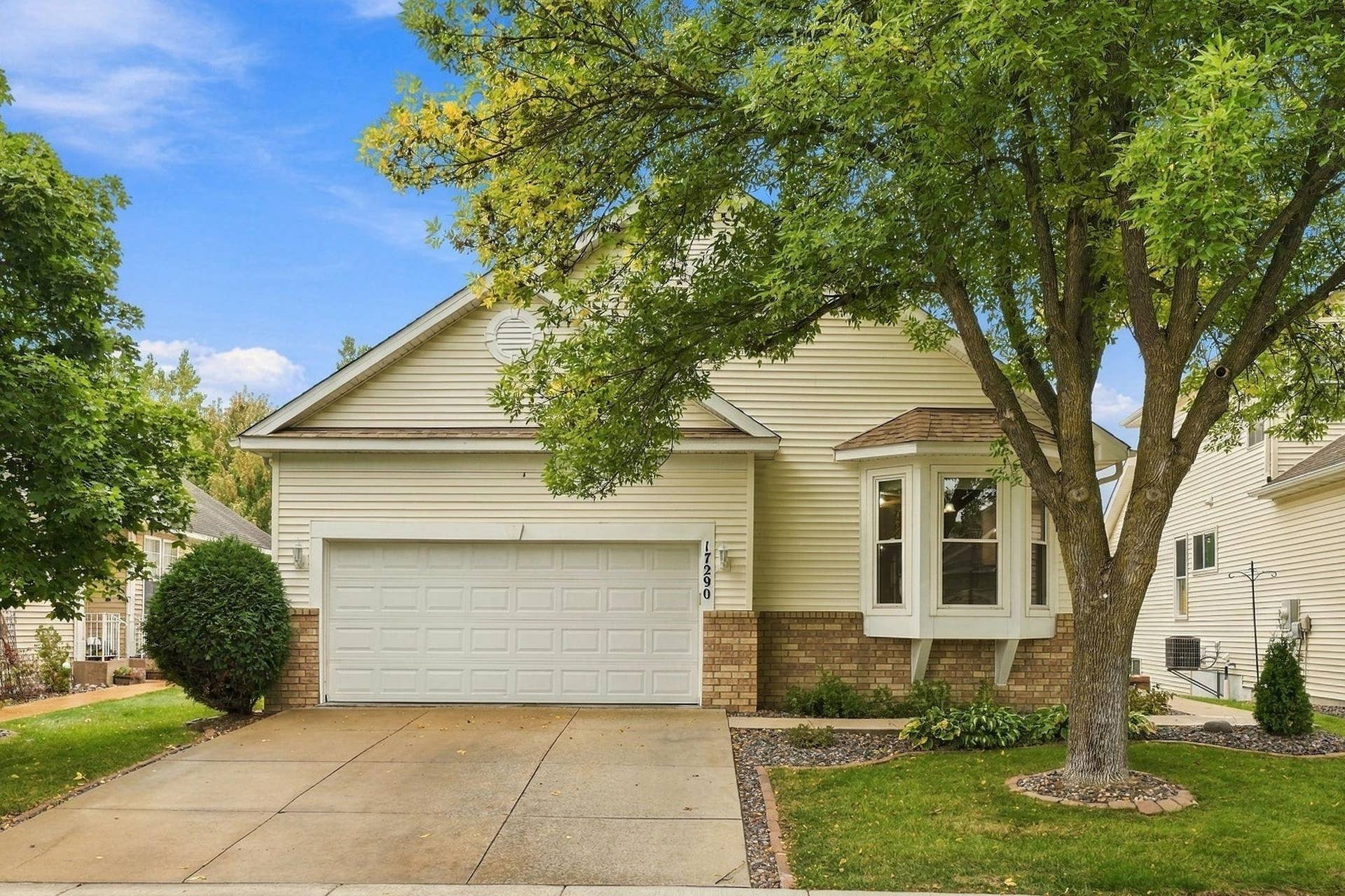 17290 90th Avenue N, Maple Grove, MN 55311 1-web-or-mls-17290_90th_Ave_N_Osseo_MN_55311_02781.jpg