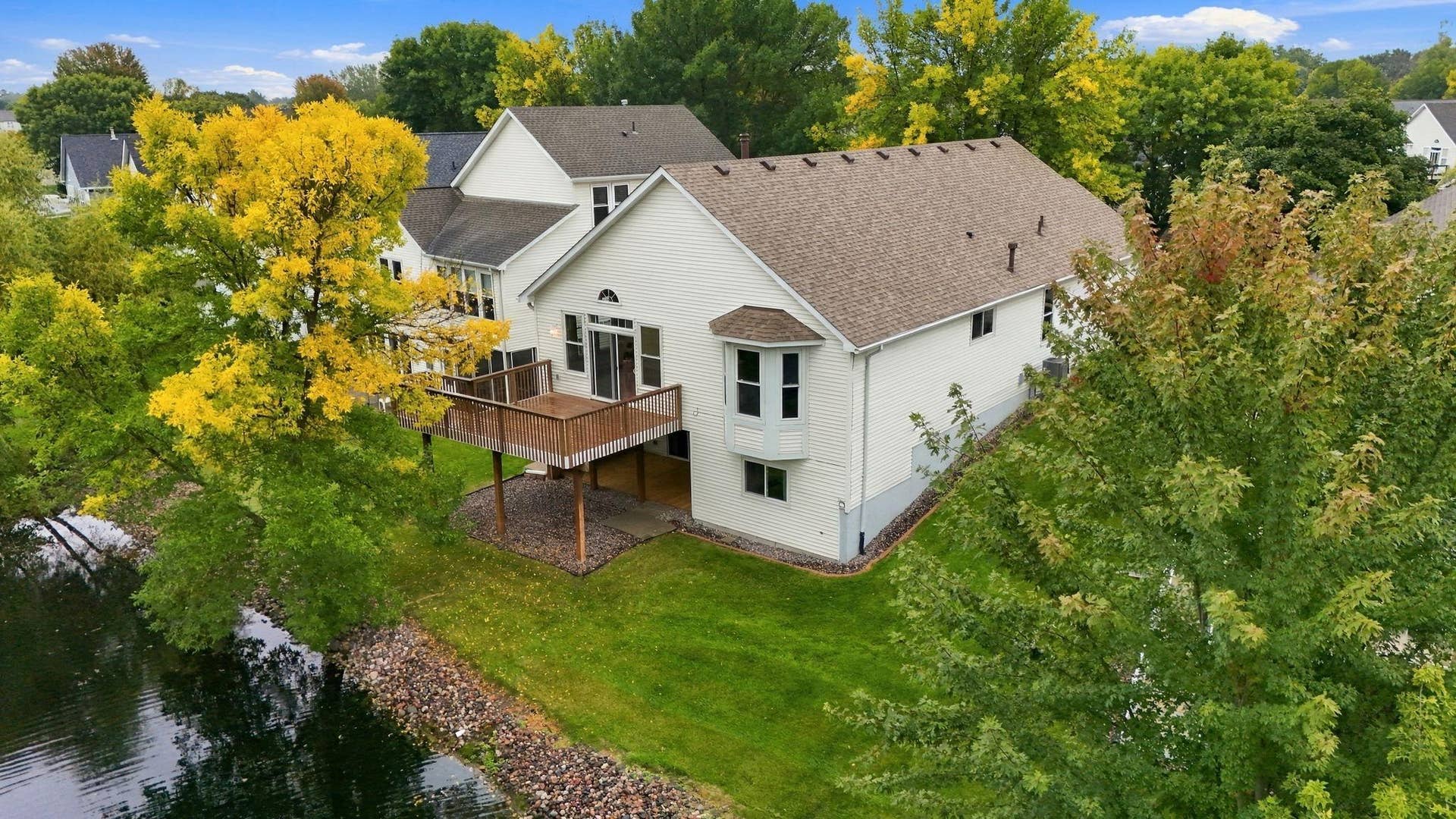 17290 90th Avenue N, Maple Grove, MN 55311 31-web-or-mls-17290_90th_Ave_N_Osseo_MN_55311_005.jpg