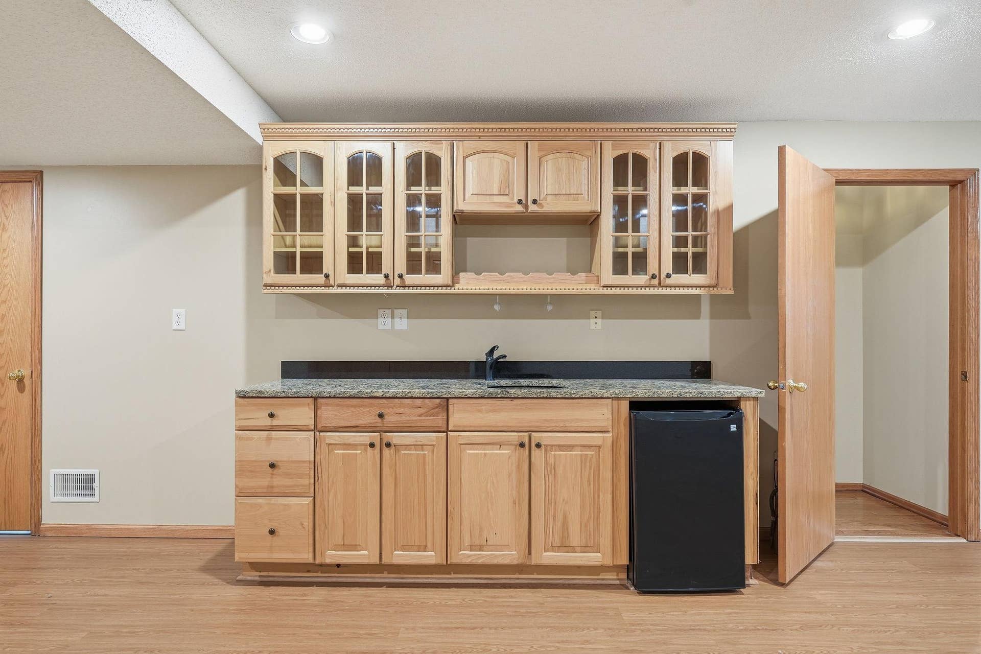 17290 90th Avenue N, Maple Grove, MN 55311 22-web-or-mls-17290_90th_Ave_N_Osseo_MN_55311_02691.jpg