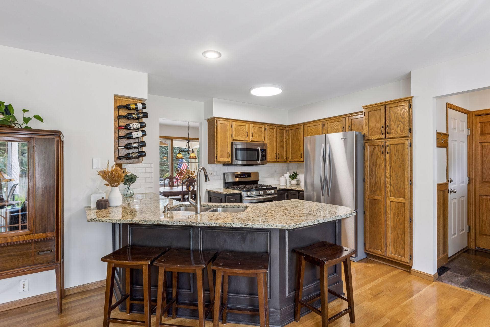 1008 Eagle Ridge Court, Stillwater, MN 55082 A large center island with the sink provides plenty of prep space while keeping the kitchen open and connected.
