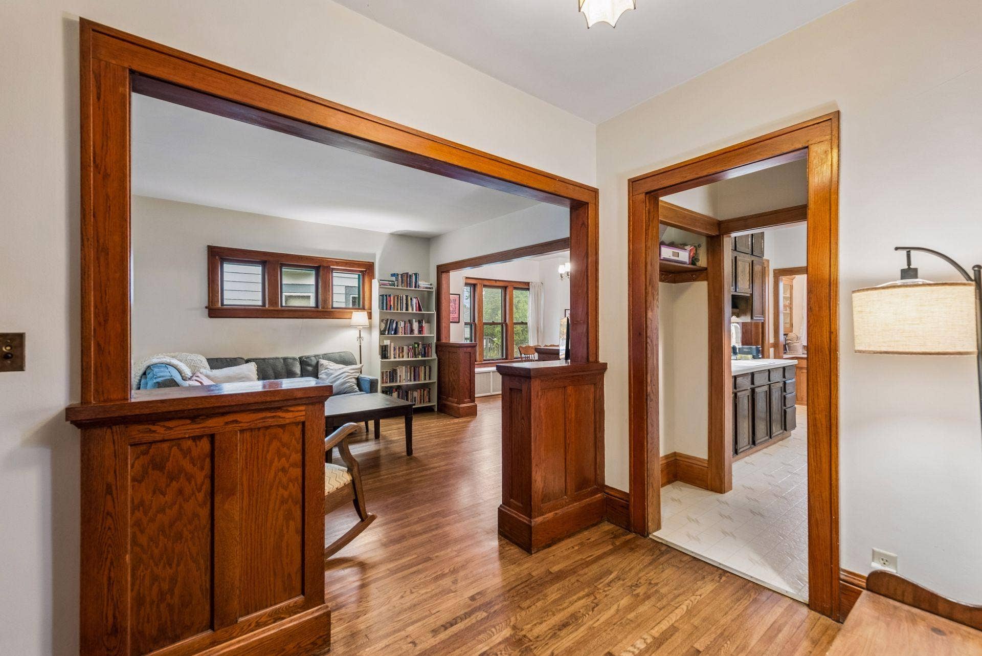 Spacious entryway