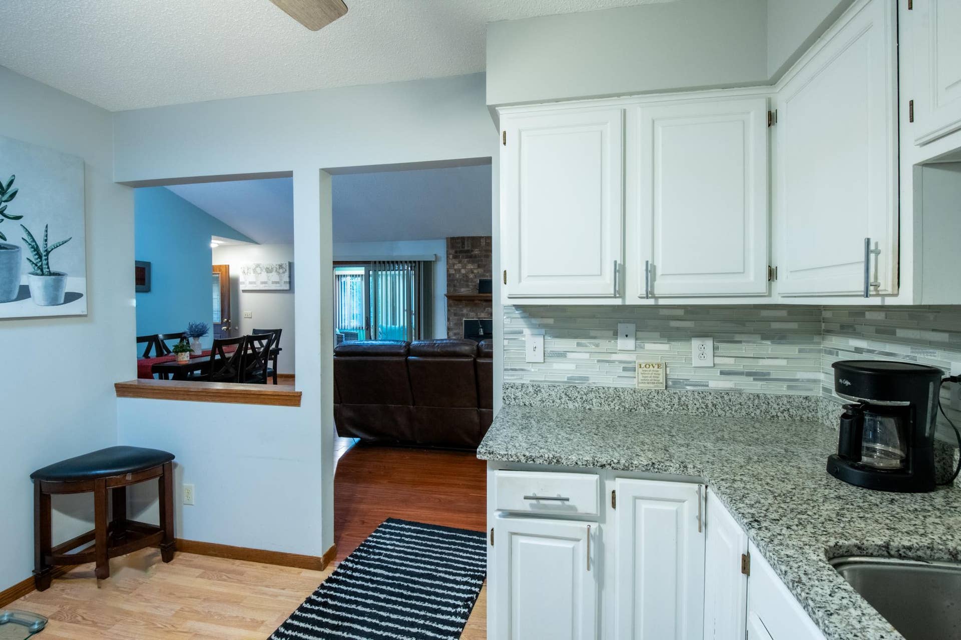850_4236-HDR.jpg