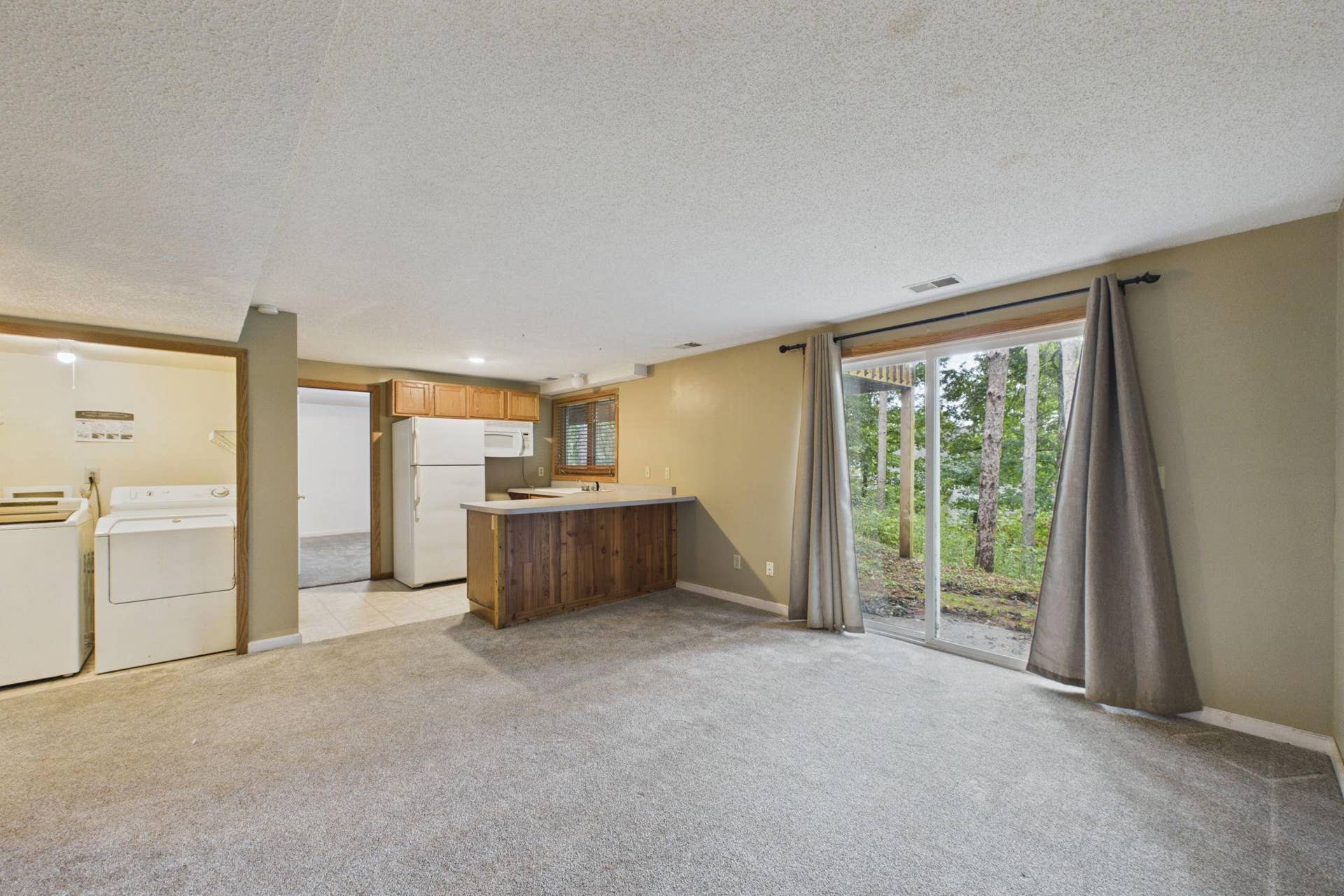 7018 43rd Street N, Oakdale, MN 55128 7018 43rd Street N, Oakdale, MN 55128