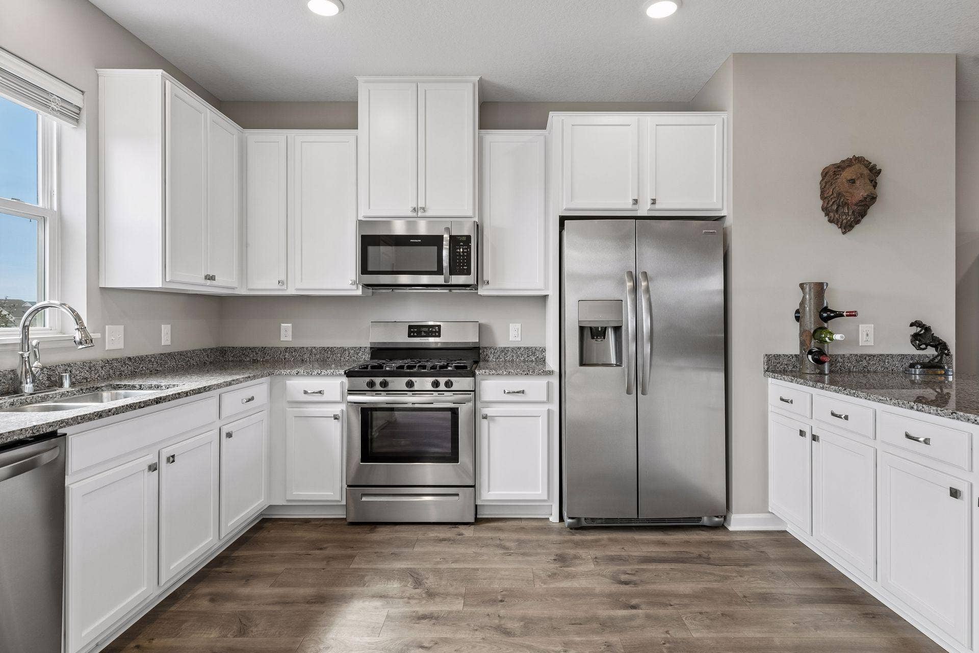8757 Granite Lane, Woodbury, MN 55129