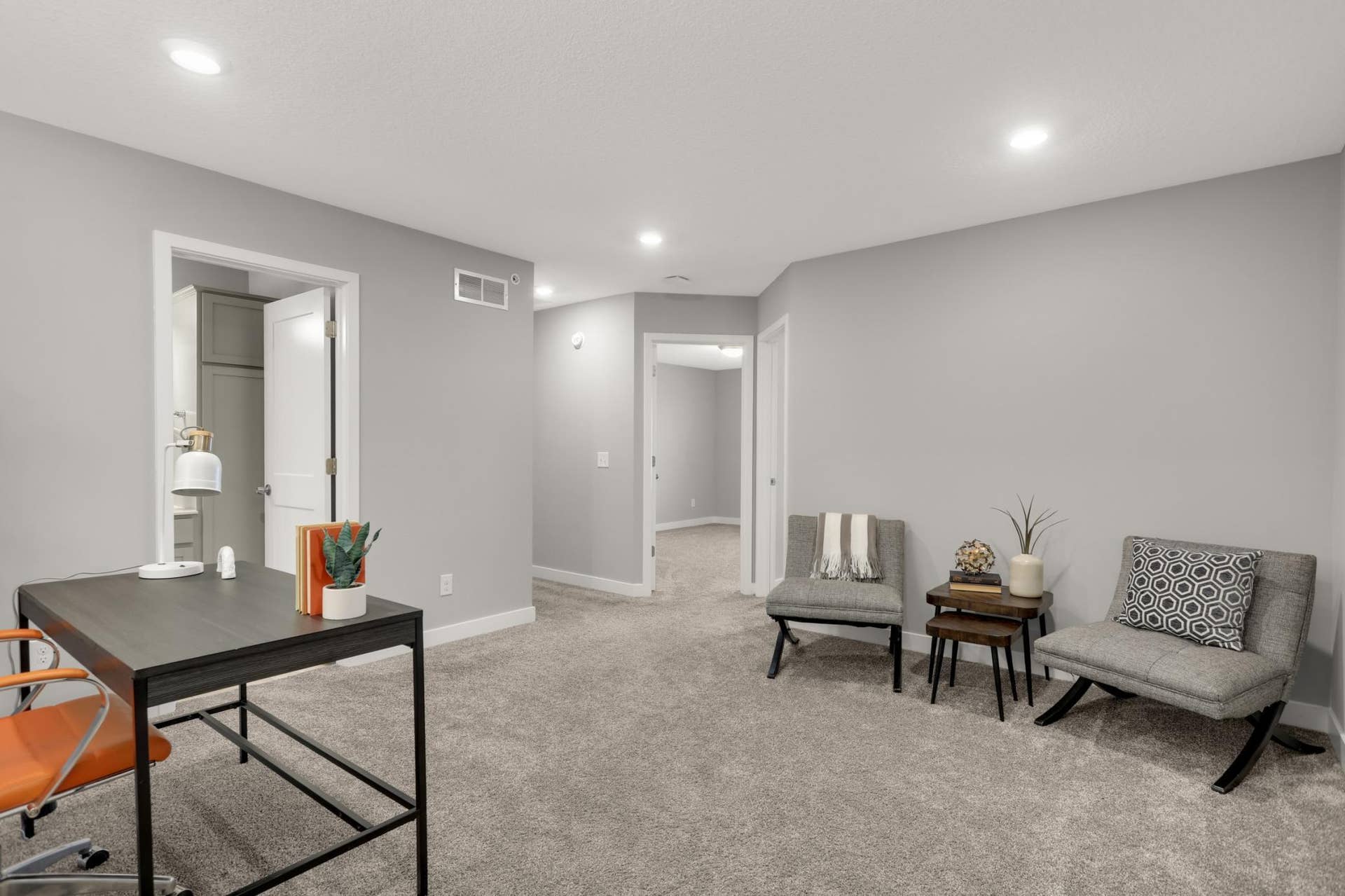 4839 Martingale Drive, Woodbury, MN 55129 4839 Martingale Drive, Woodbury, MN 55129