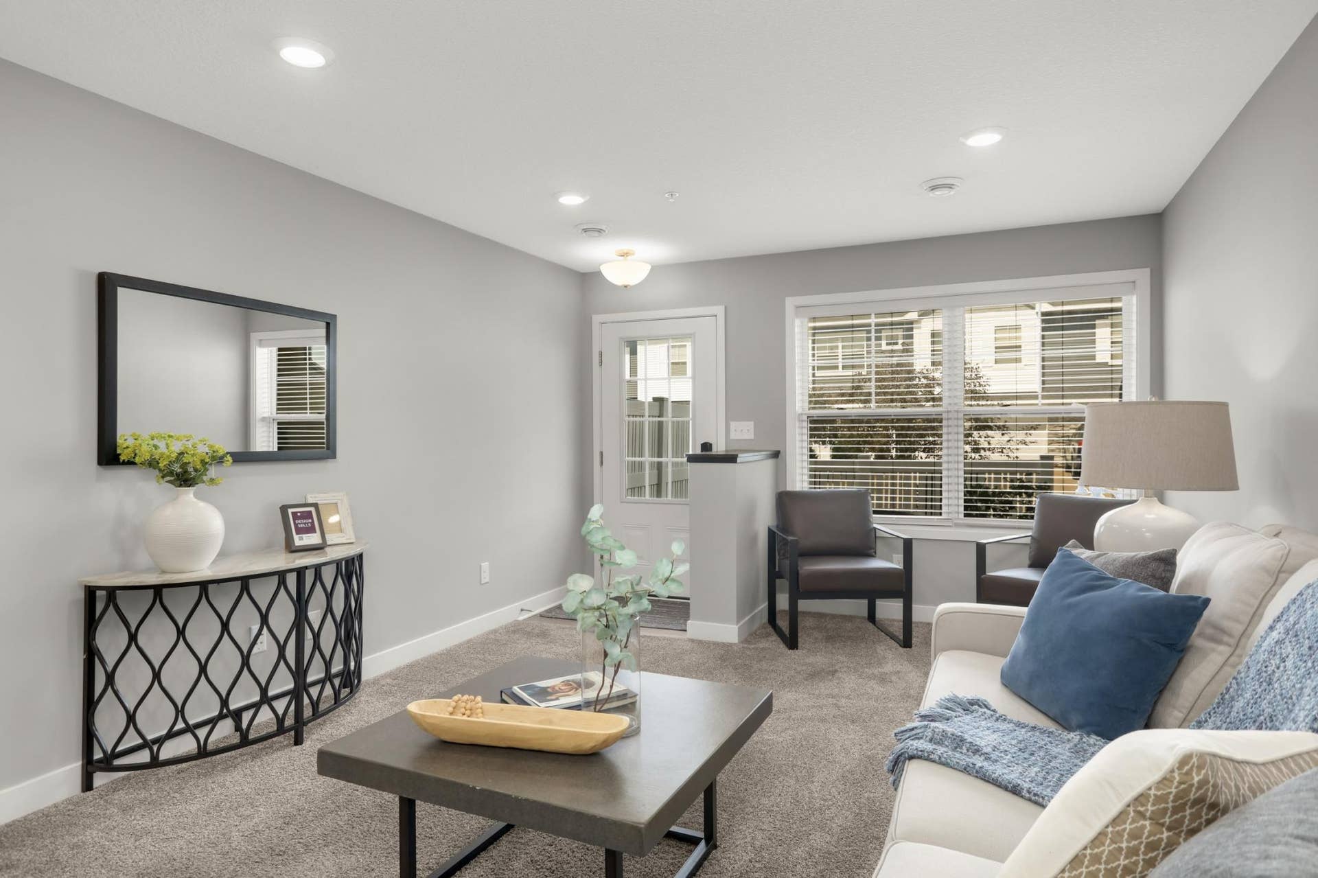 4839 Martingale Drive, Woodbury, MN 55129 4839 Martingale Drive, Woodbury, MN 55129