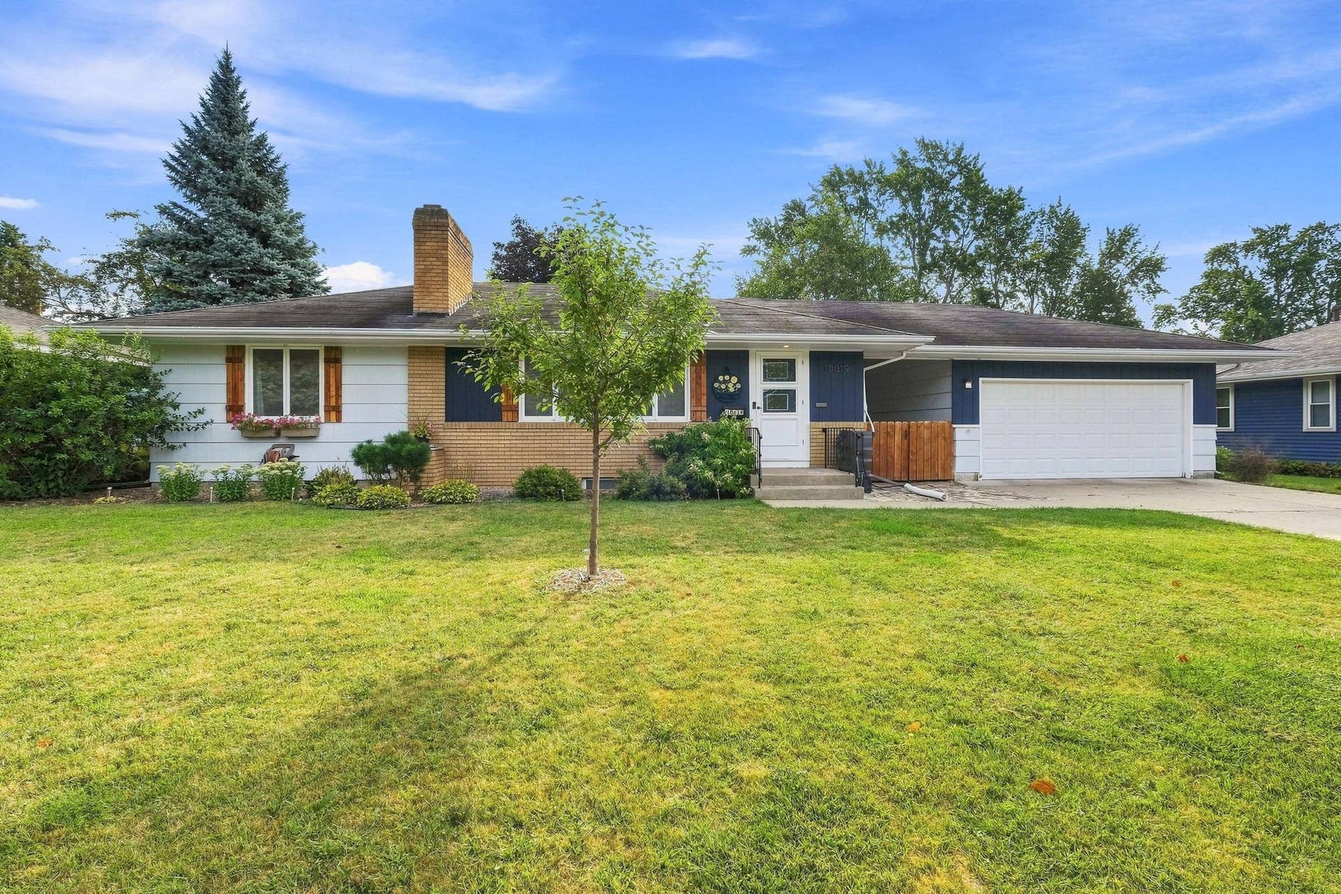 10019 Fremont Avenue S, Bloomington, MN 55431 Exceptional Bloomington home