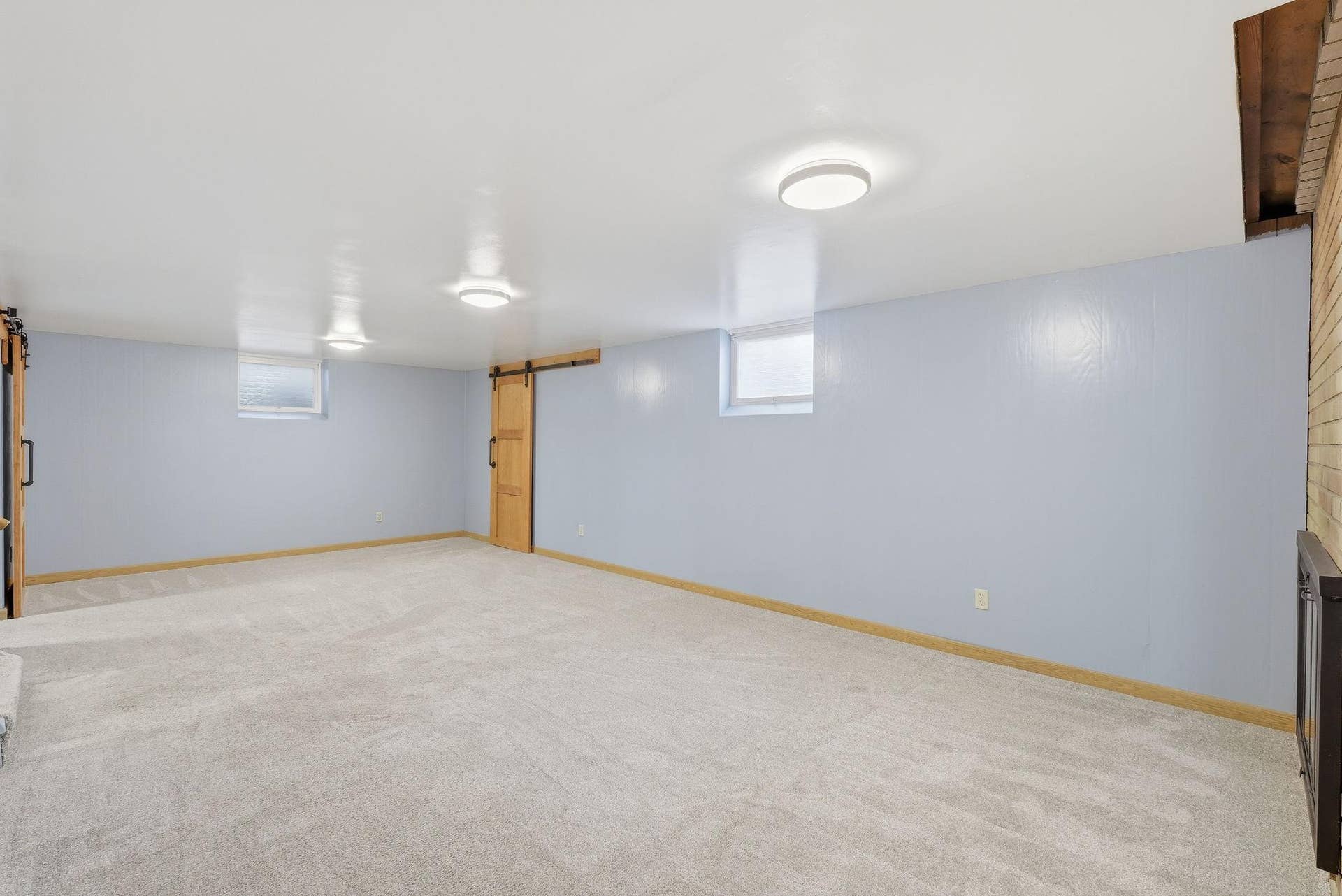 10019 Fremont Avenue S, Bloomington, MN 55431 Finished lower level