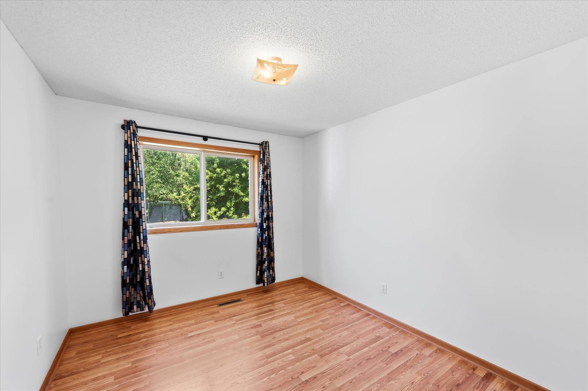 9350 Parkside Drive, Woodbury, MN 55125 bedroom # 1
