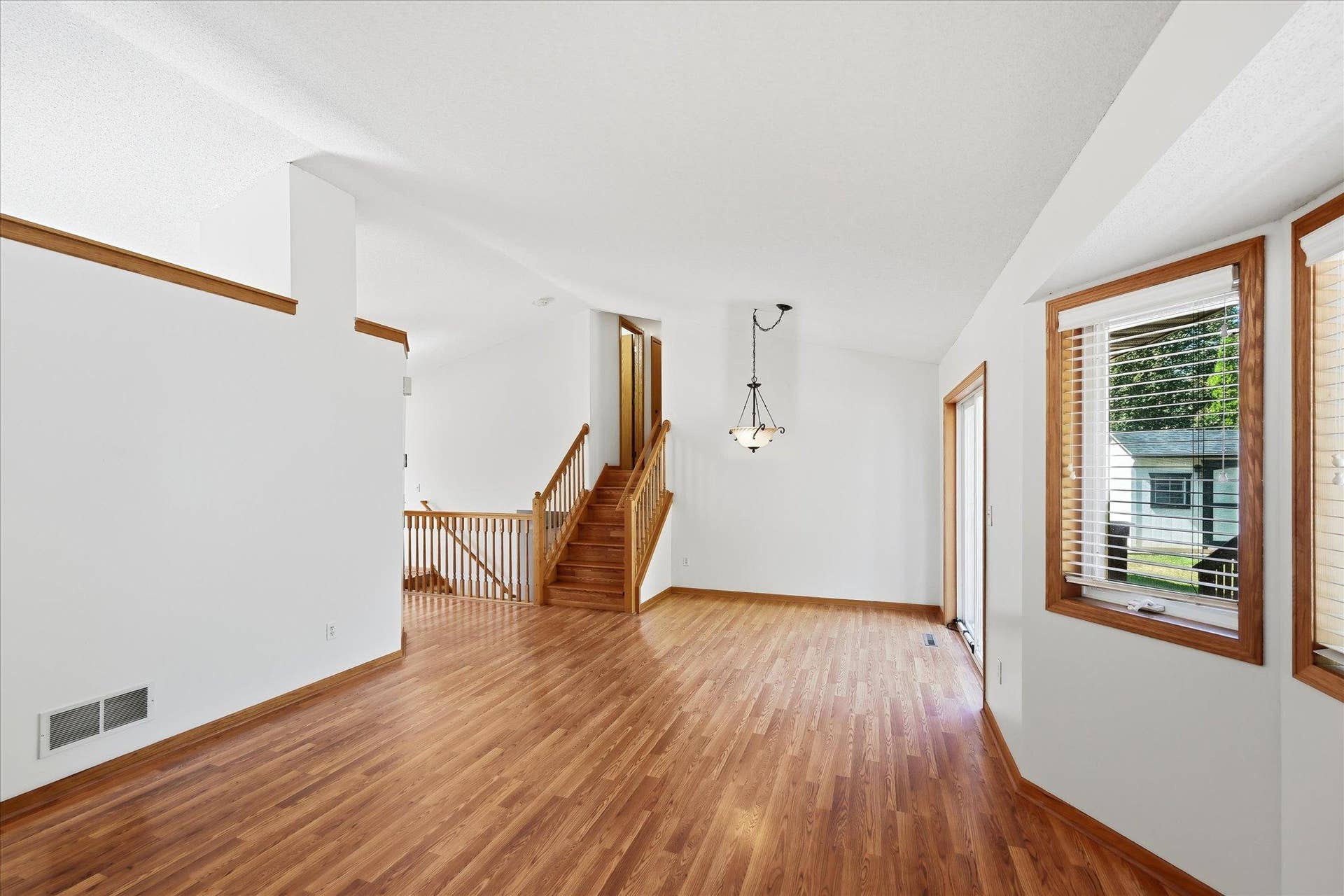9350 Parkside Drive, Woodbury, MN 55125 Walks out to backyard