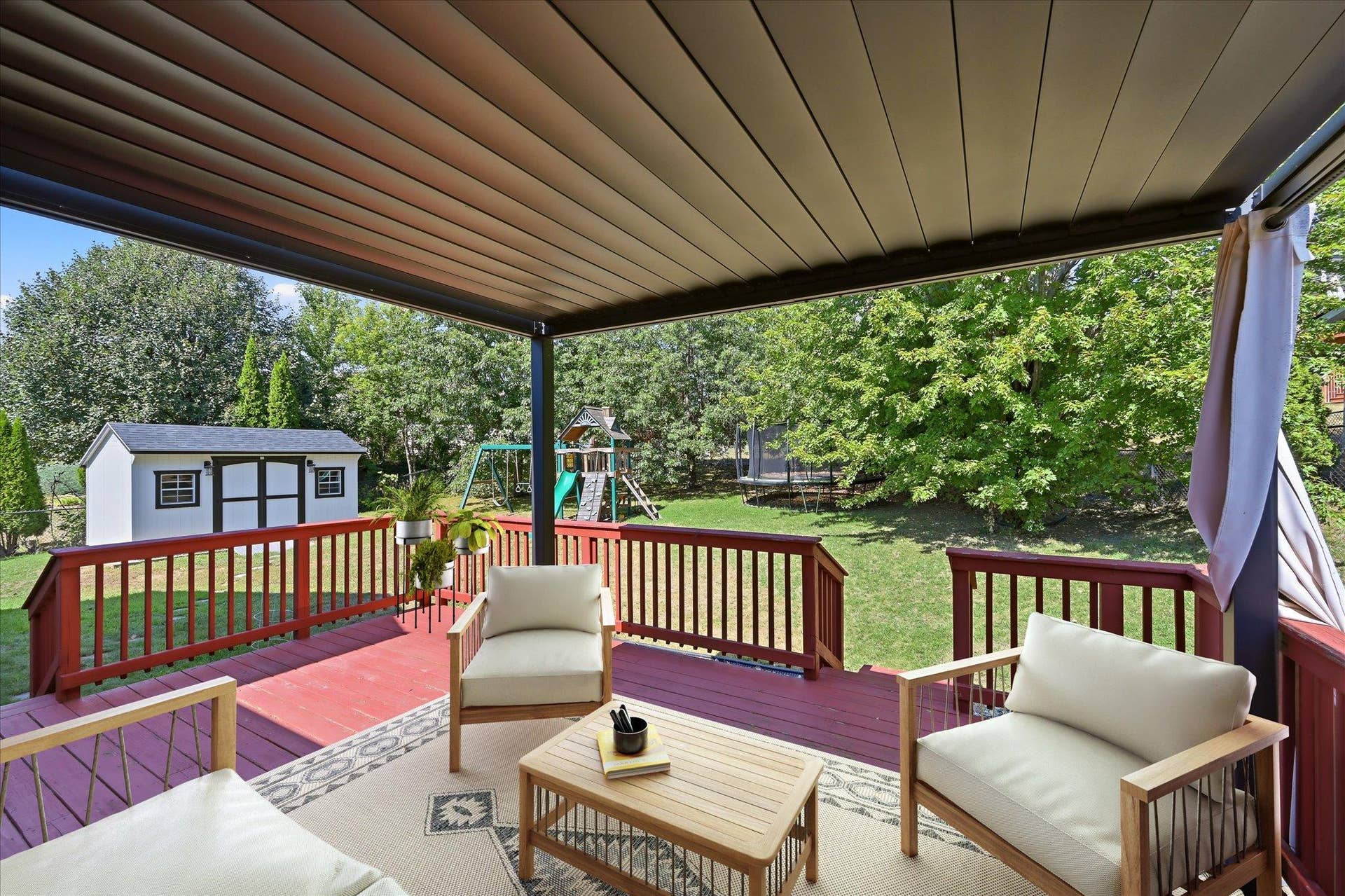 9350 Parkside Drive, Woodbury, MN 55125 virtual deck