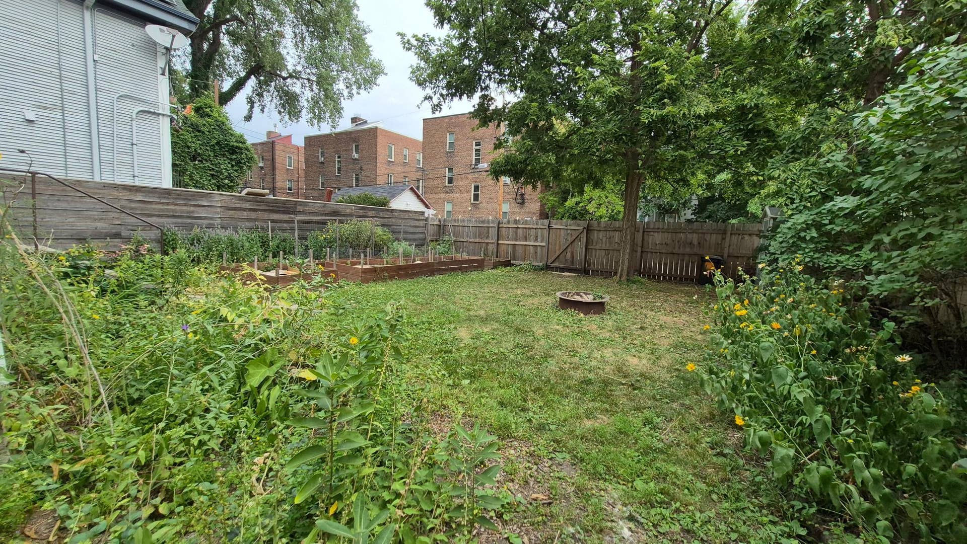 2317 Garfield Avenue, 84, Minneapolis, MN 55405 Privacy Fenced in Backyard