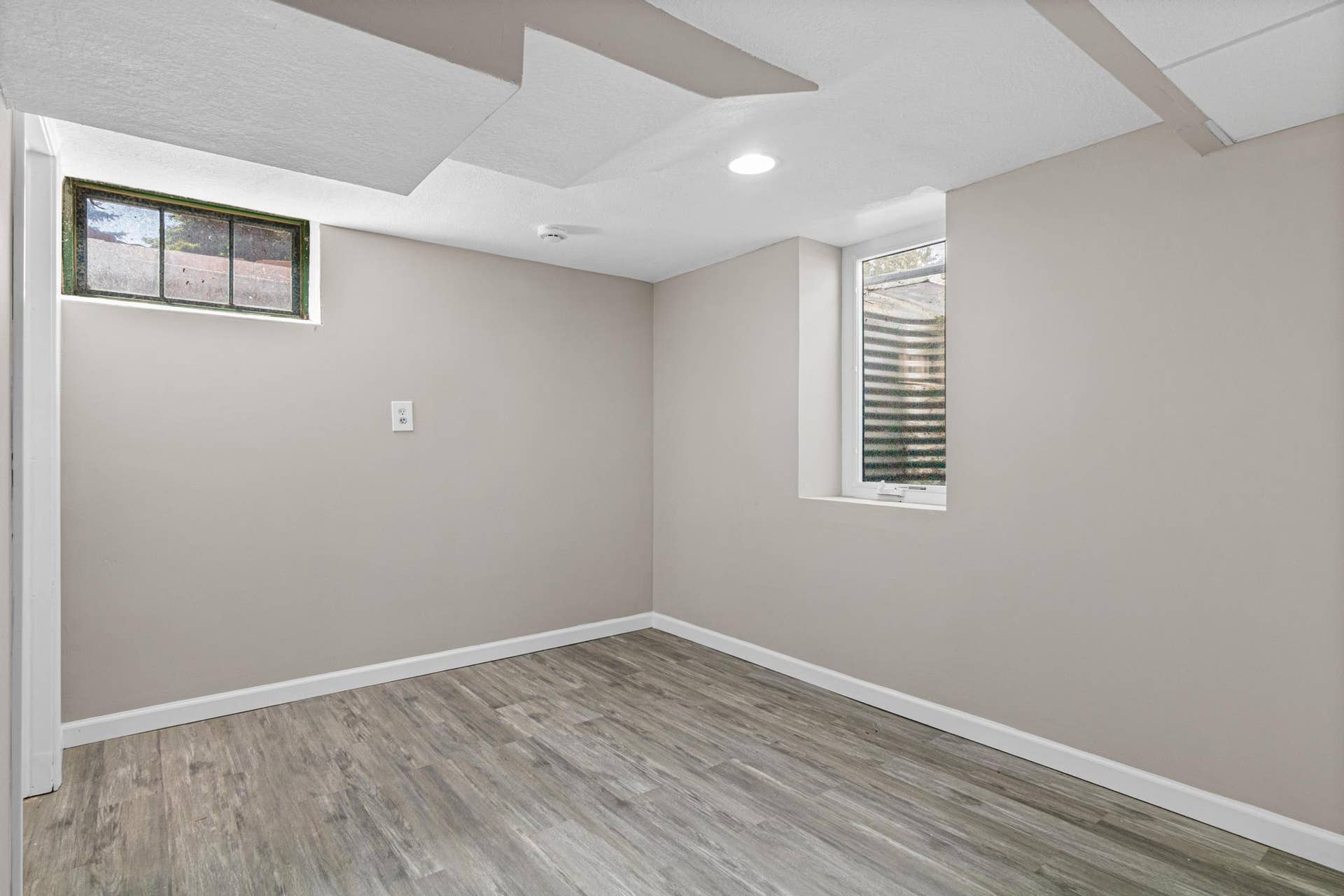 1976 Radatz Avenue, Maplewood, MN 55109 1976 Radatz Ave, St Paul, MN-18.jpg