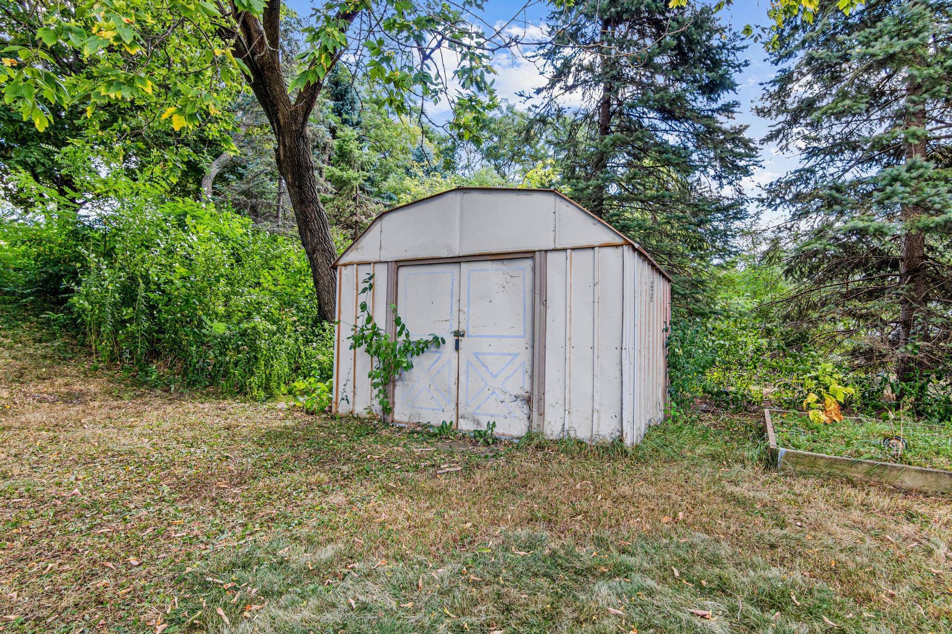 1976 Radatz Avenue, Maplewood, MN 55109 1976 Radatz Ave, St Paul, MN-28.jpg