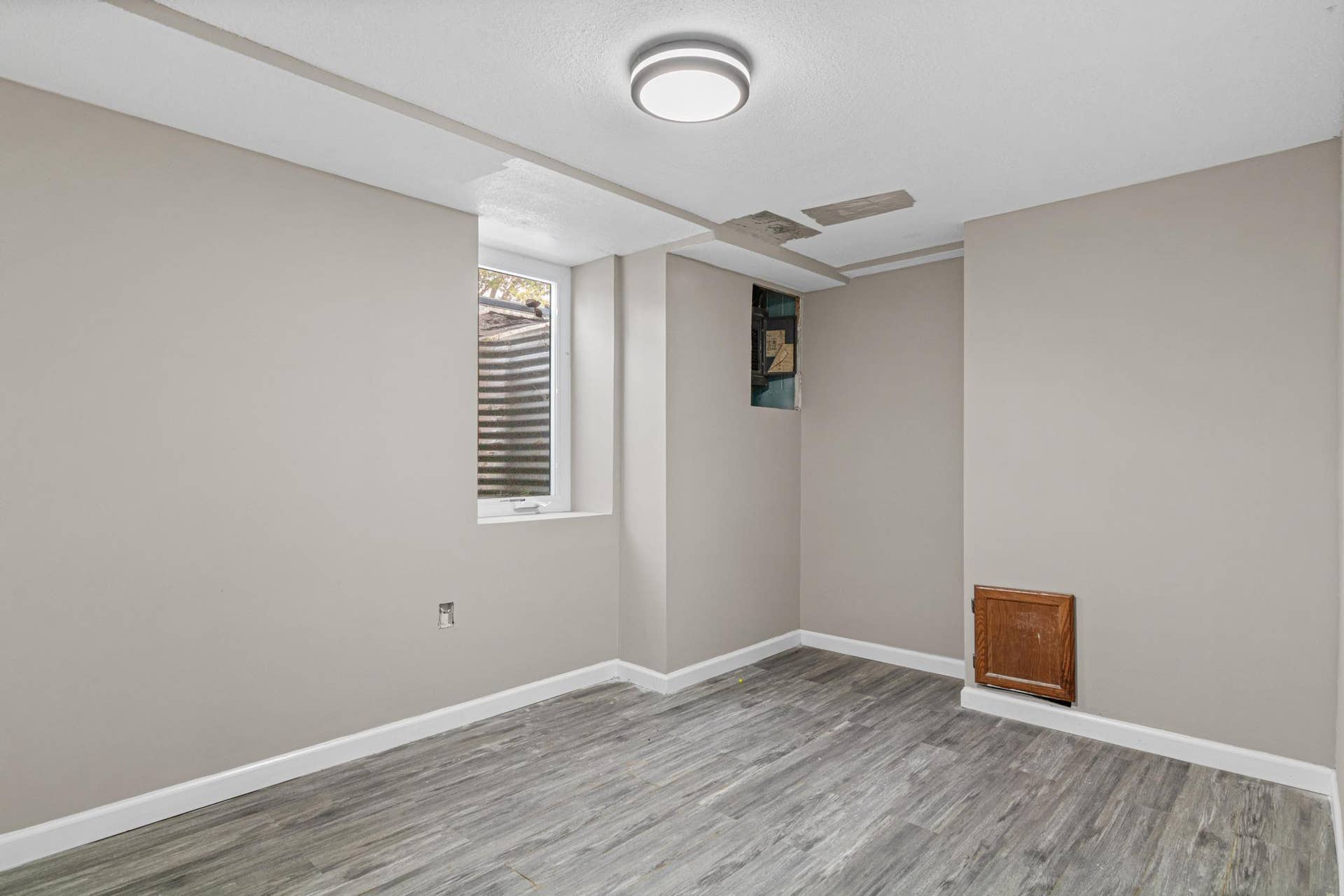 1976 Radatz Avenue, Maplewood, MN 55109 1976 Radatz Ave, St Paul, MN-17.jpg