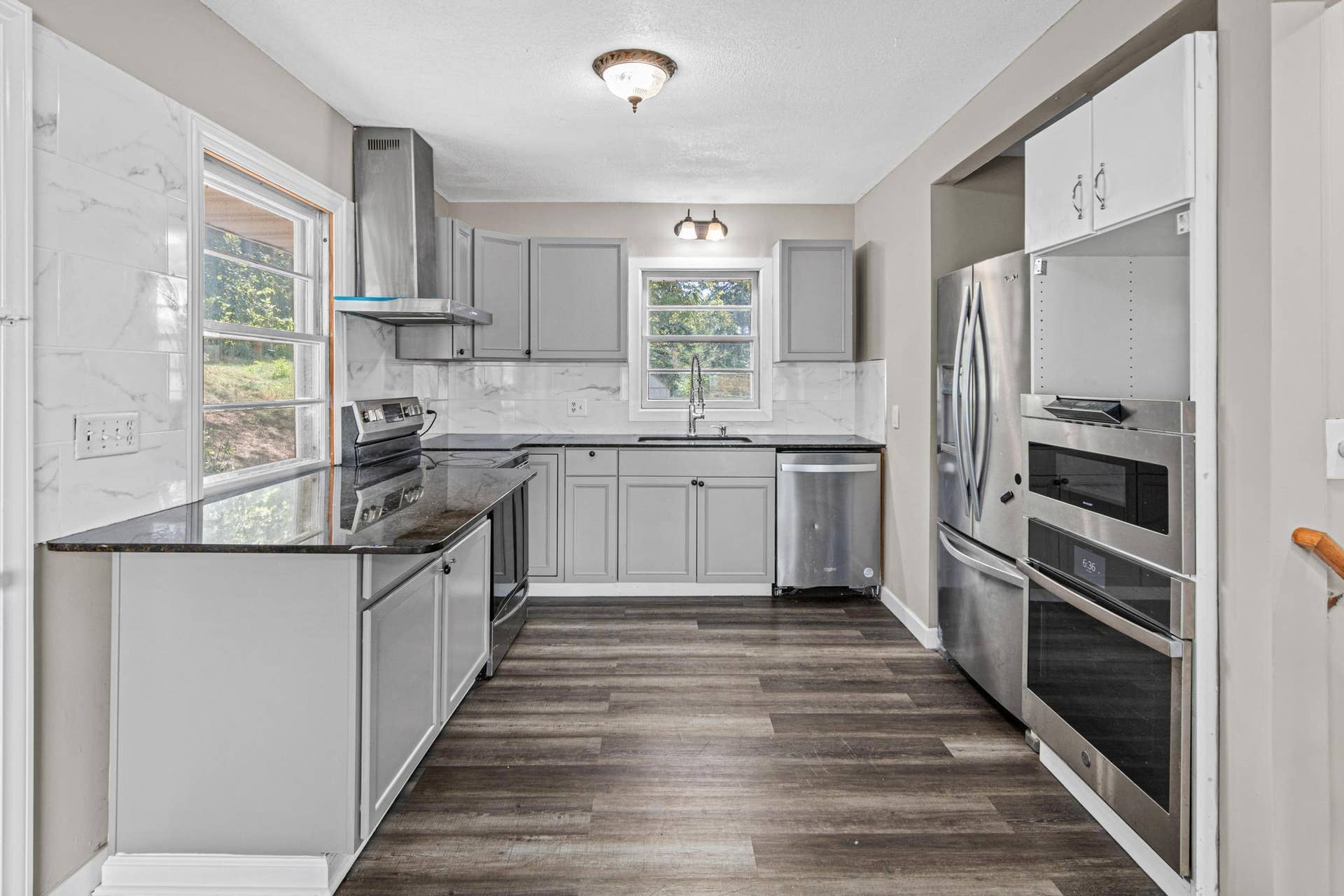 1976 Radatz Avenue, Maplewood, MN 55109 1976 Radatz Ave, St Paul, MN-6.jpg