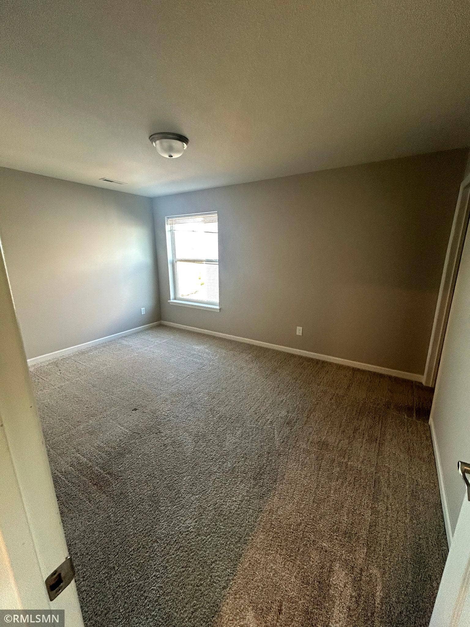 10267 McGregor Boulevard, Woodbury, MN 55129 231860.jpg