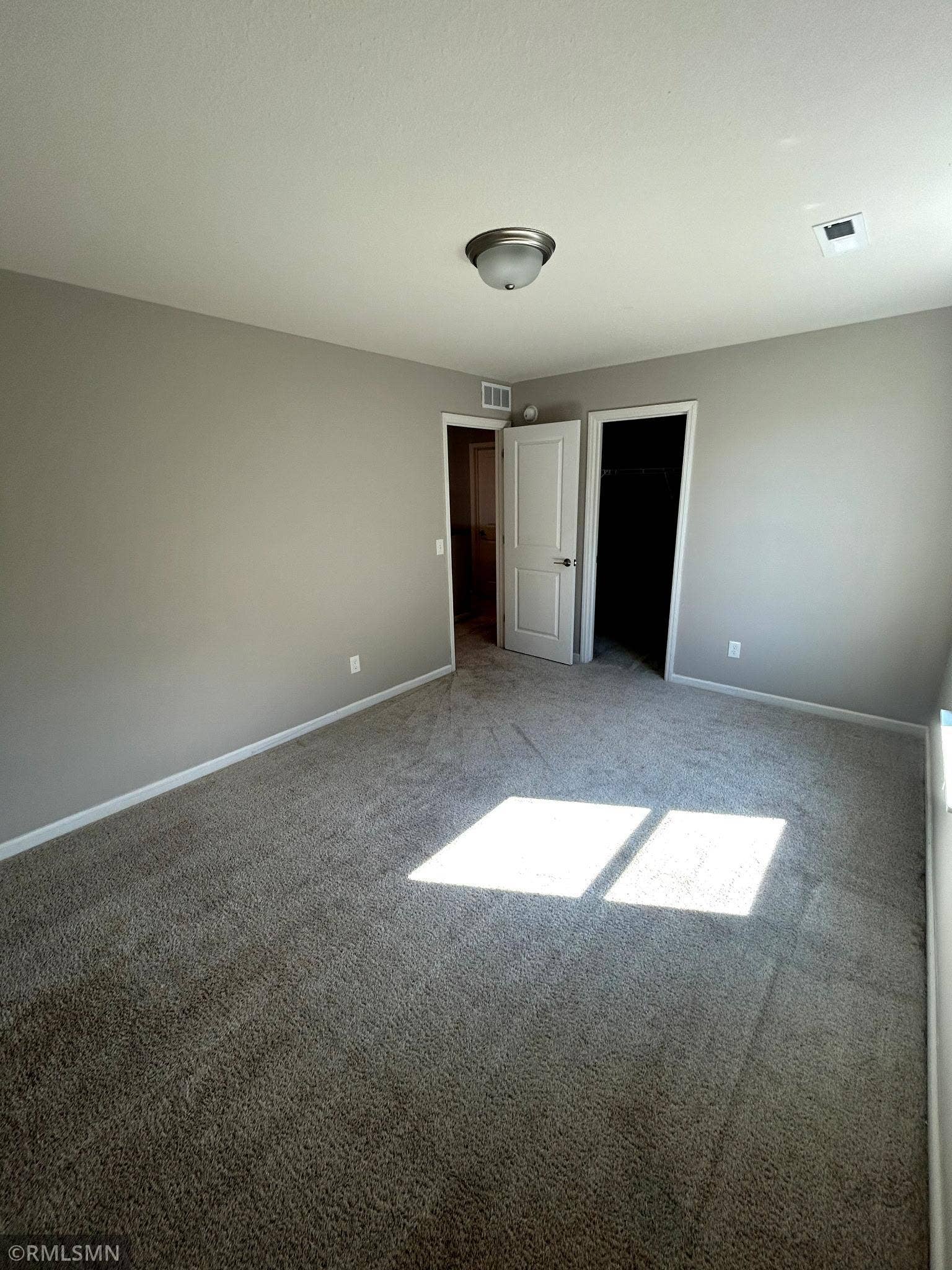 10267 McGregor Boulevard, Woodbury, MN 55129 231870.jpg