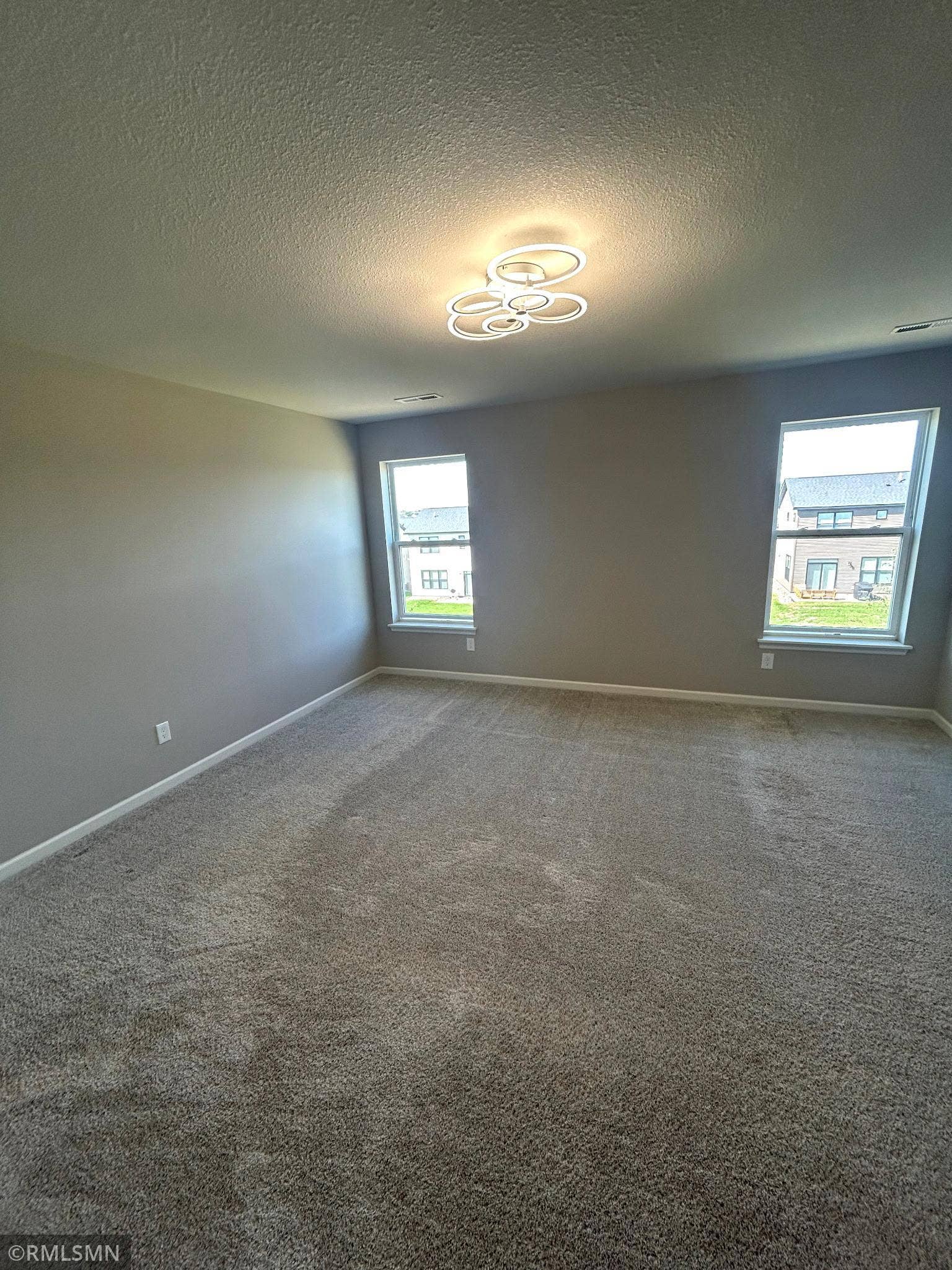10267 McGregor Boulevard, Woodbury, MN 55129 231863.jpg