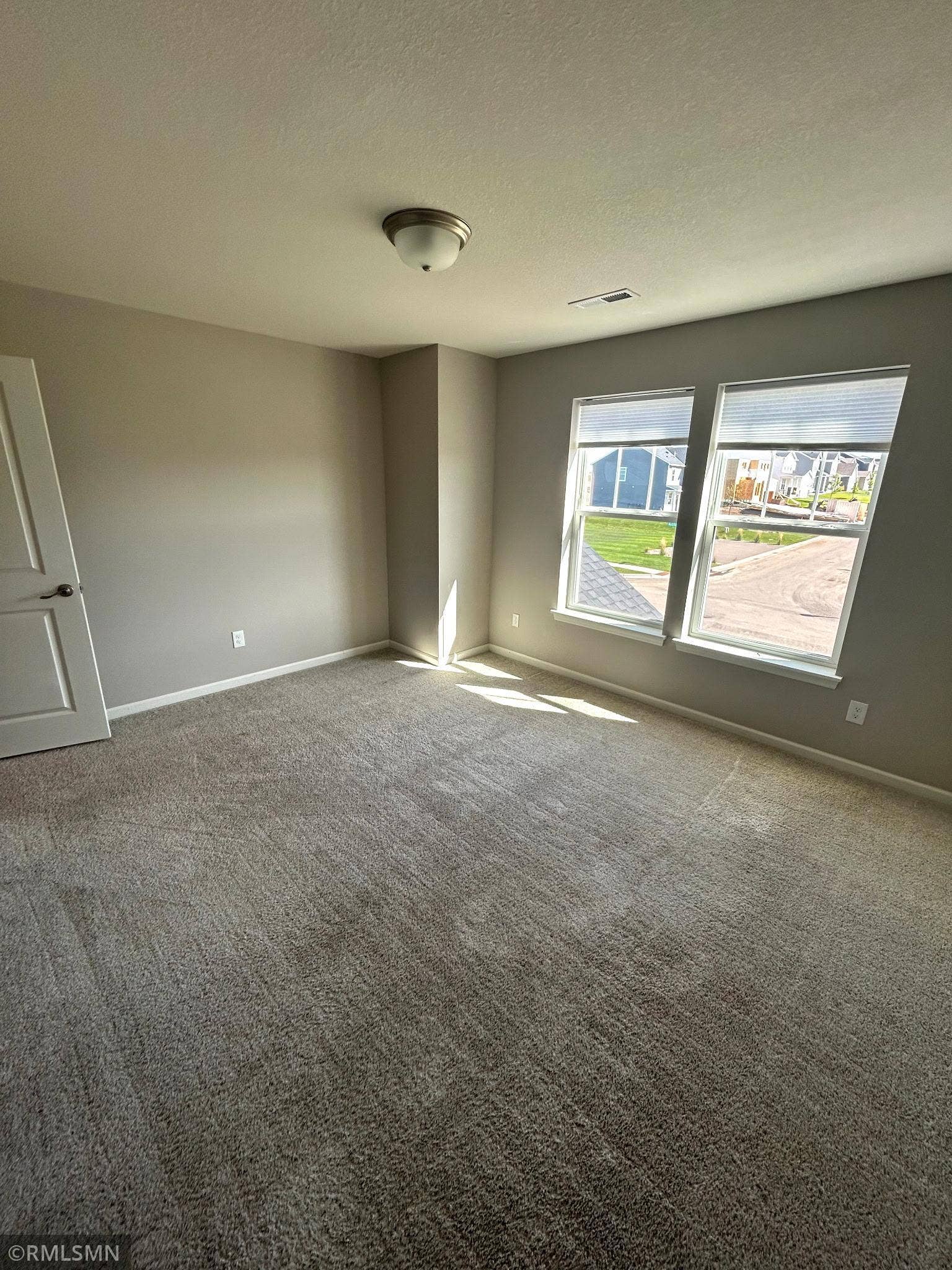 10267 McGregor Boulevard, Woodbury, MN 55129 231857.jpg