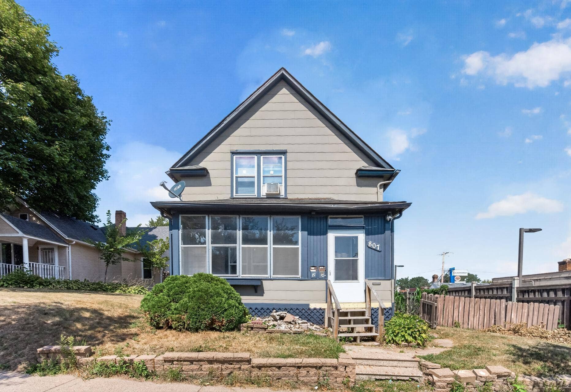 807 Case Avenue, 98, Saint Paul, MN 55106 02_807_Case2_mls.jpg