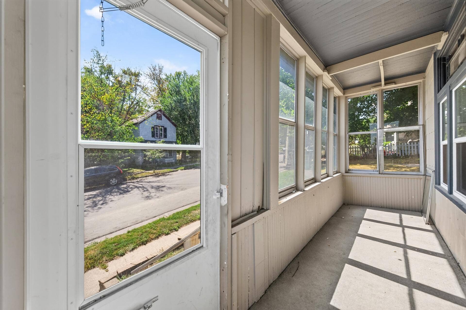 807 Case Avenue, 98, Saint Paul, MN 55106 04_807_Case4_mls.jpg