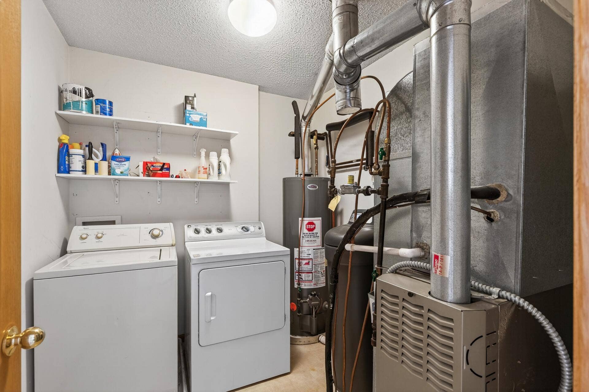 18451 97th Place N, Maple Grove, MN 55311 Upstairs Laundry Room