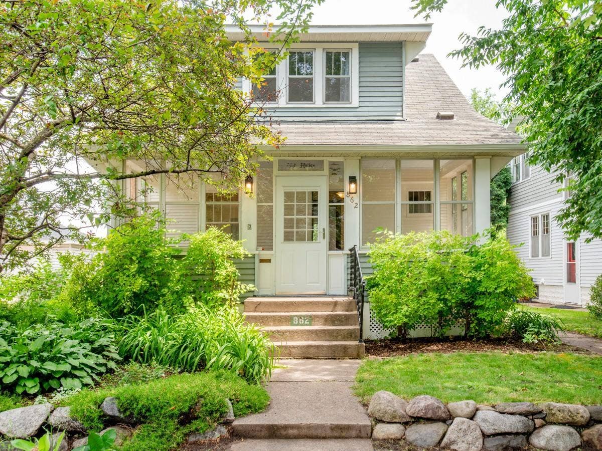 862 Holton Street, 93, Saint Paul, MN 55104 Welcome to 862 Holton!
