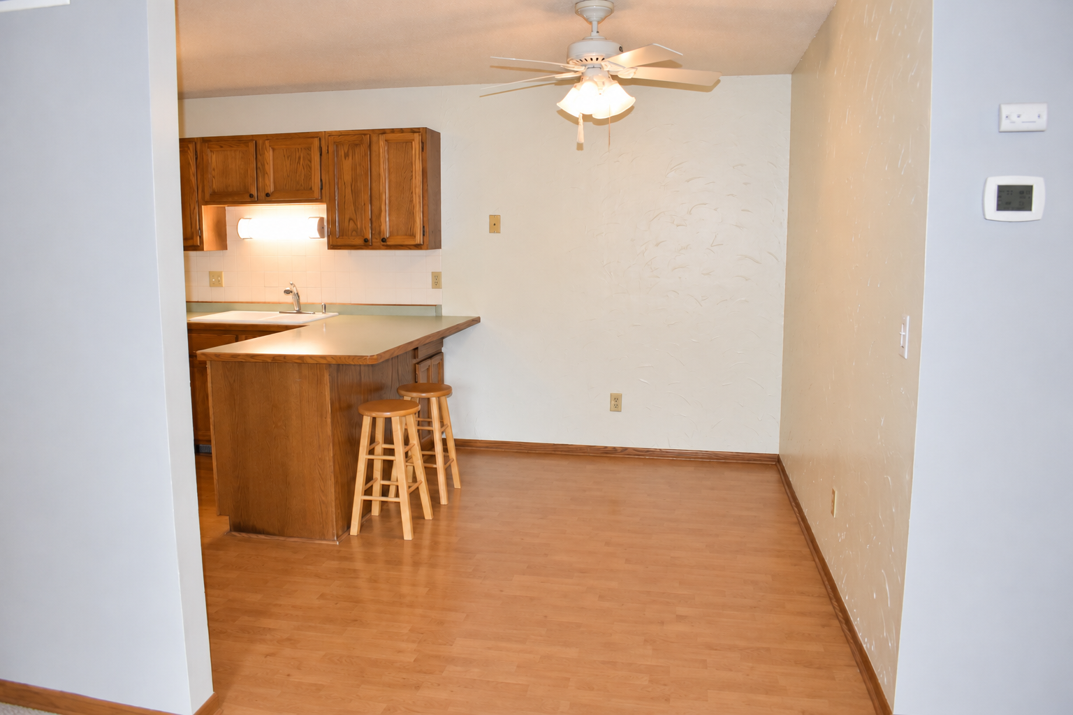 Dining area.png