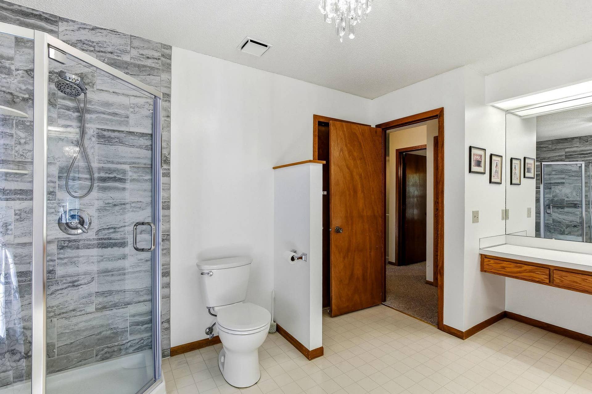 6604 Upper 23rd Street N, Oakdale, MN 55128 25-web-or-mls-6604-Upper-23rd-St-25.jpg