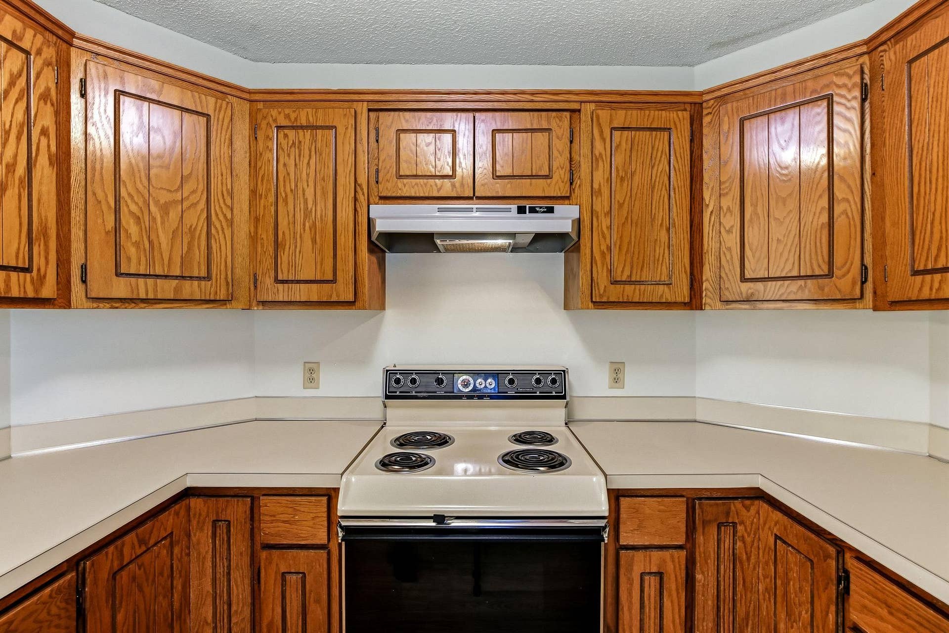 6604 Upper 23rd Street N, Oakdale, MN 55128 13-web-or-mls-6604-Upper-23rd-St-13.jpg