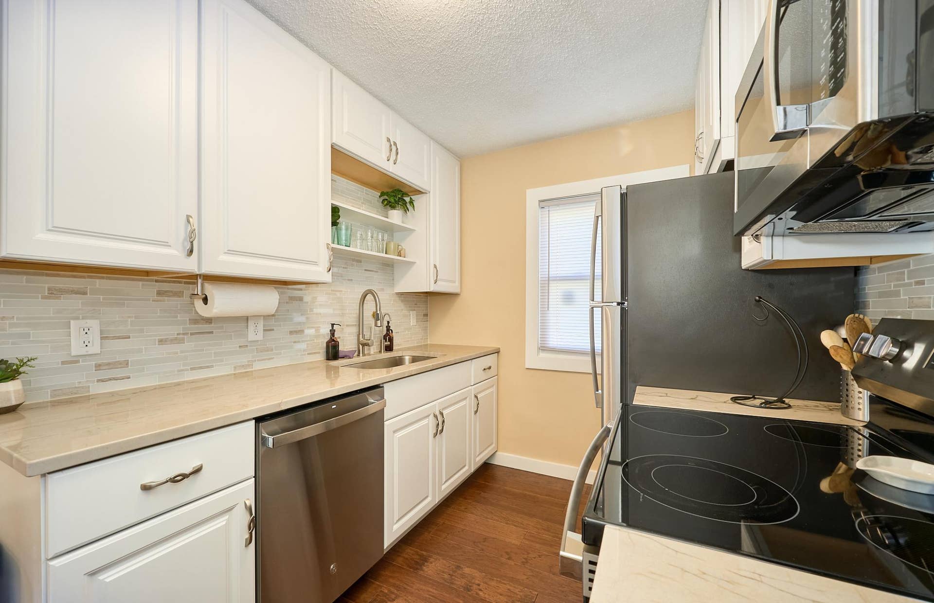 7525 Brunswick Avenue N, Brooklyn Park, MN 55443 030.jpg