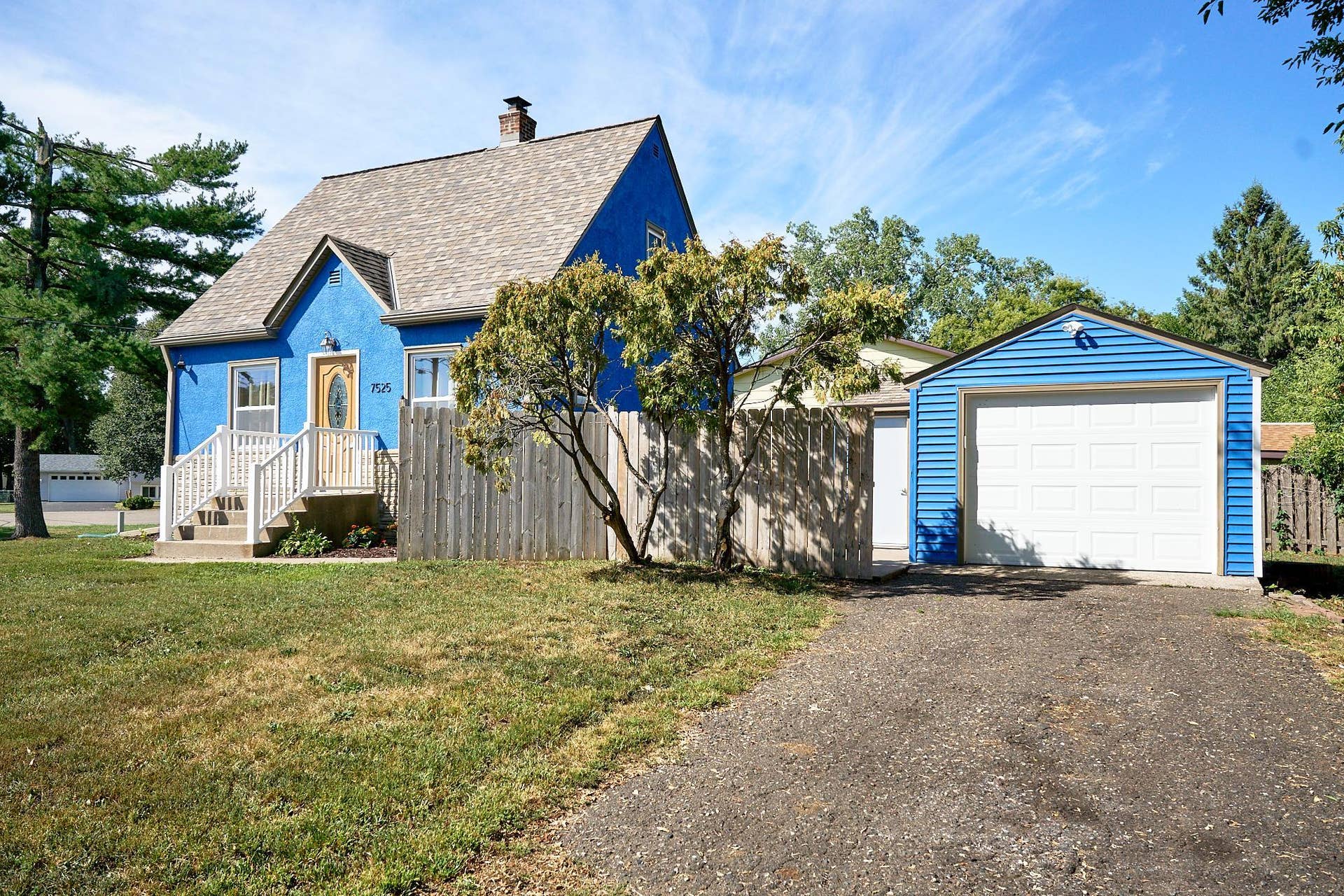 7525 Brunswick Avenue N, Brooklyn Park, MN 55443 002.jpg
