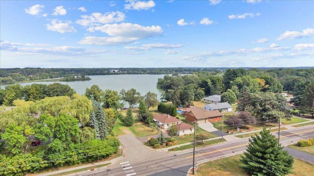 4090 Highland Avenue, White Bear Lake, MN 55110 Now this is lake life! Minutes to everyday needs, but living where you wanta private, lake lot!!