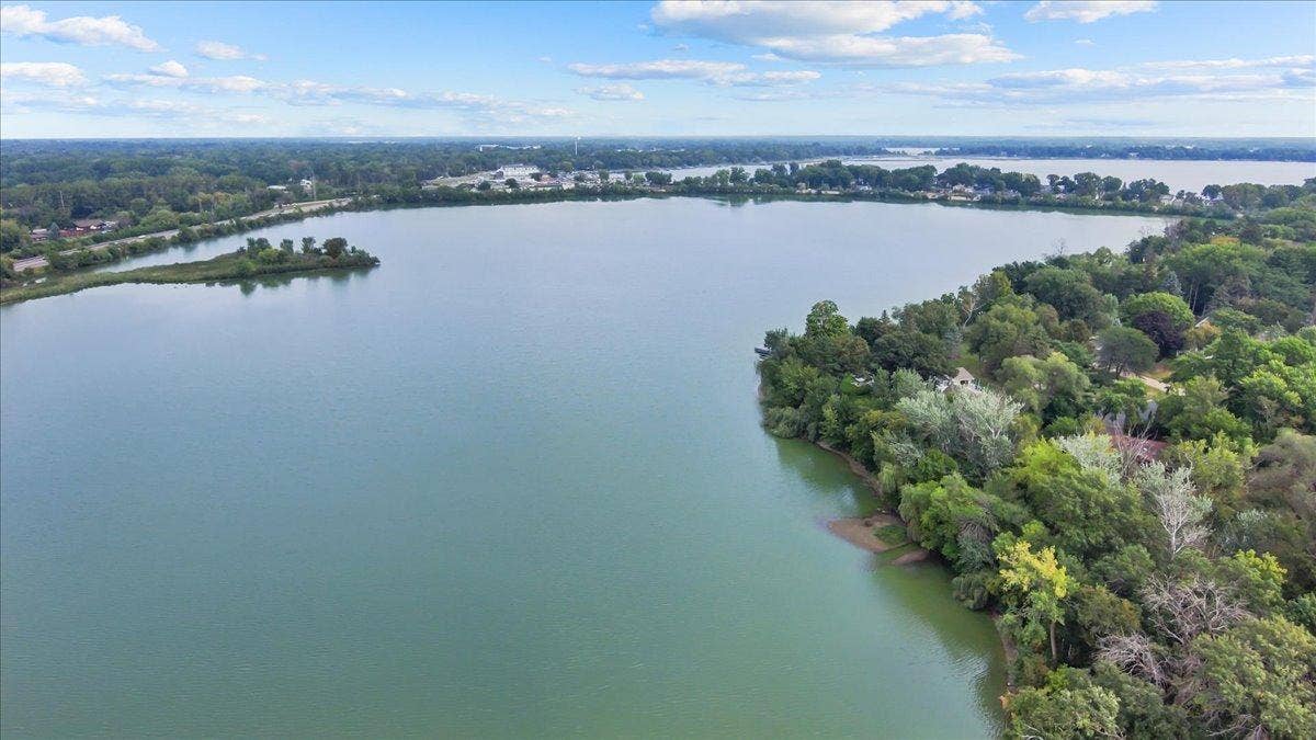 4090 Highland Avenue, White Bear Lake, MN 55110 Living the dream! White Bear Lake and Goose Lake