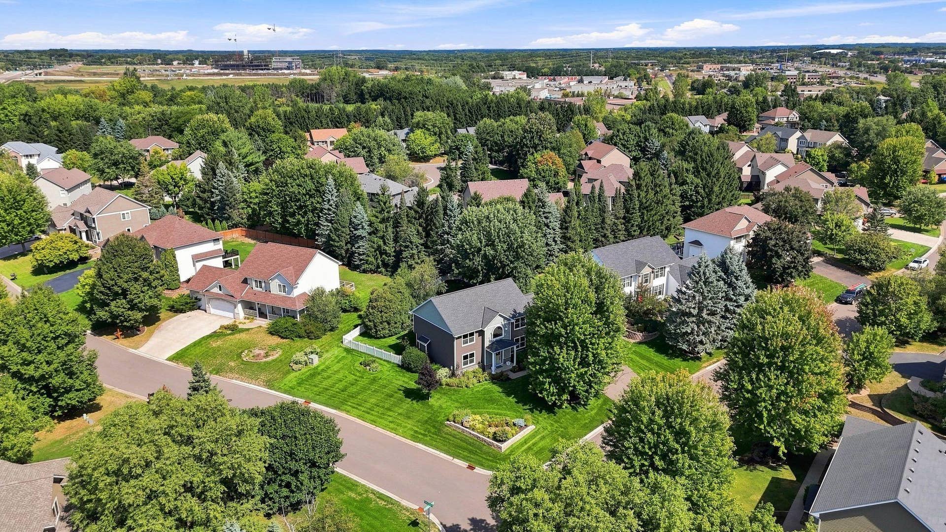 5294 Marquess Trail N, Lake Elmo, MN 55042 Aerial Overview