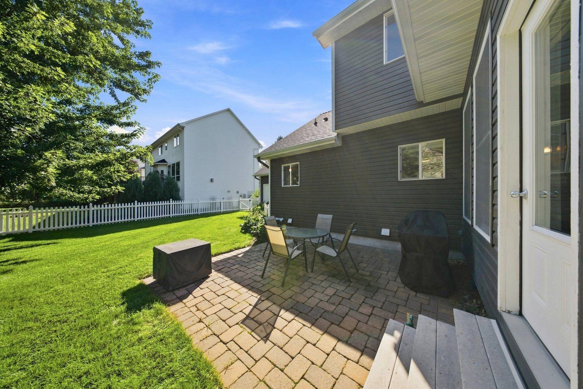 5294 Marquess Trail N, Lake Elmo, MN 55042 Paver Patio off 4-Season Porch