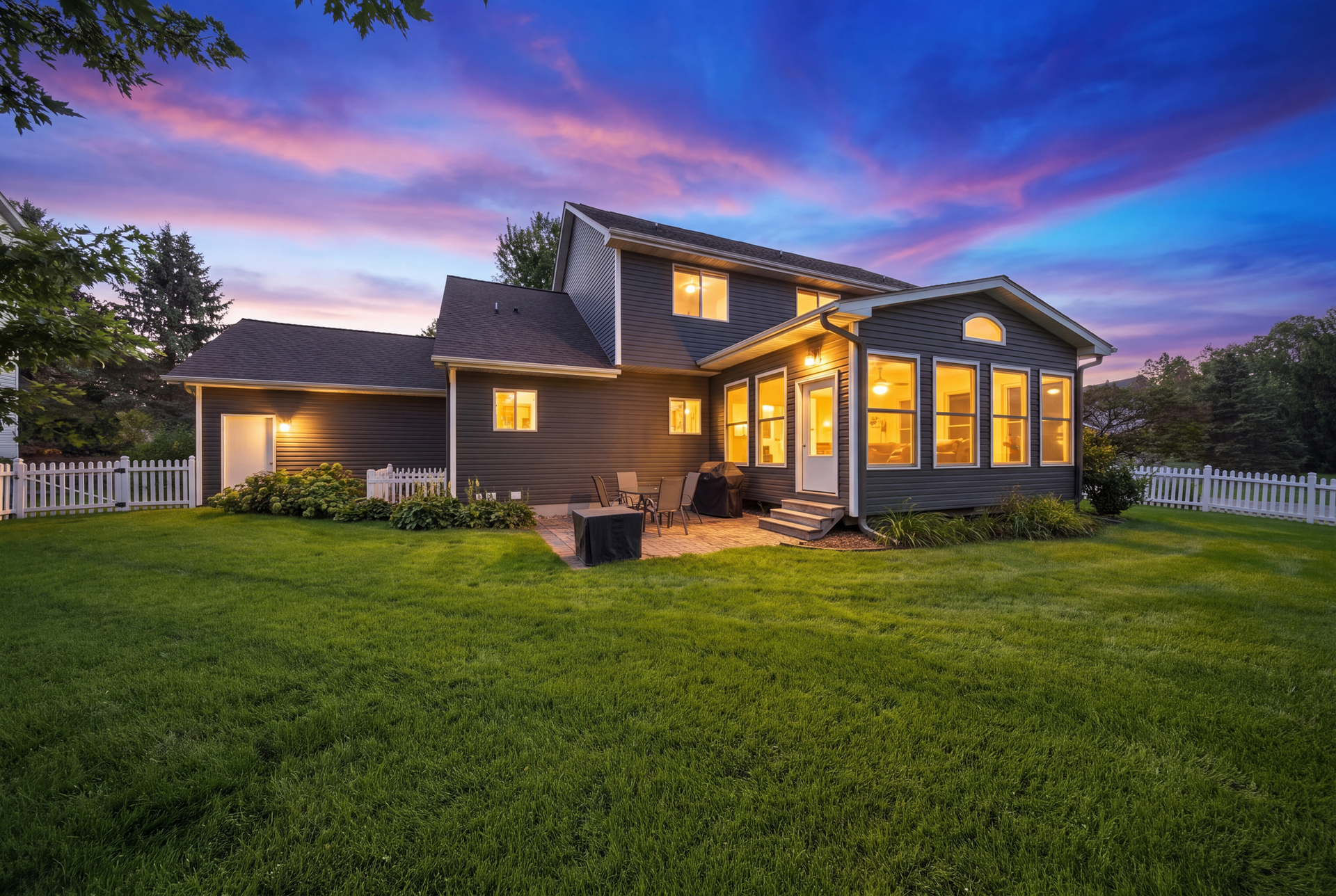 5294 Marquess Trail N, Lake Elmo, MN 55042 Backyard