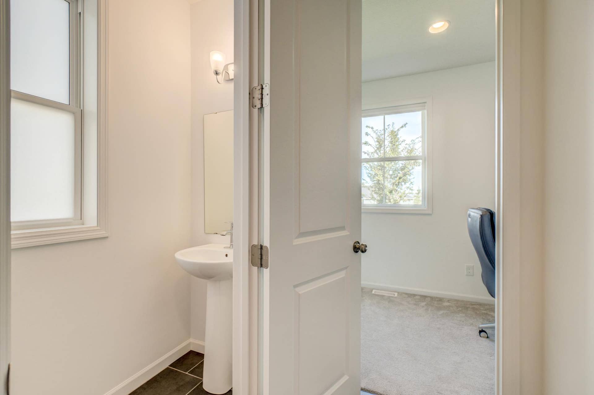 4233 Arbor Bay, Woodbury, MN 55129 4233 Arbor Bay -35.jpg