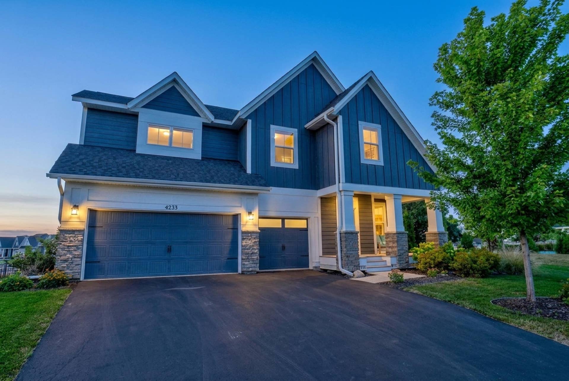 4233 Arbor Bay, Woodbury, MN 55129 4233 Arbor Bay -3.jpg