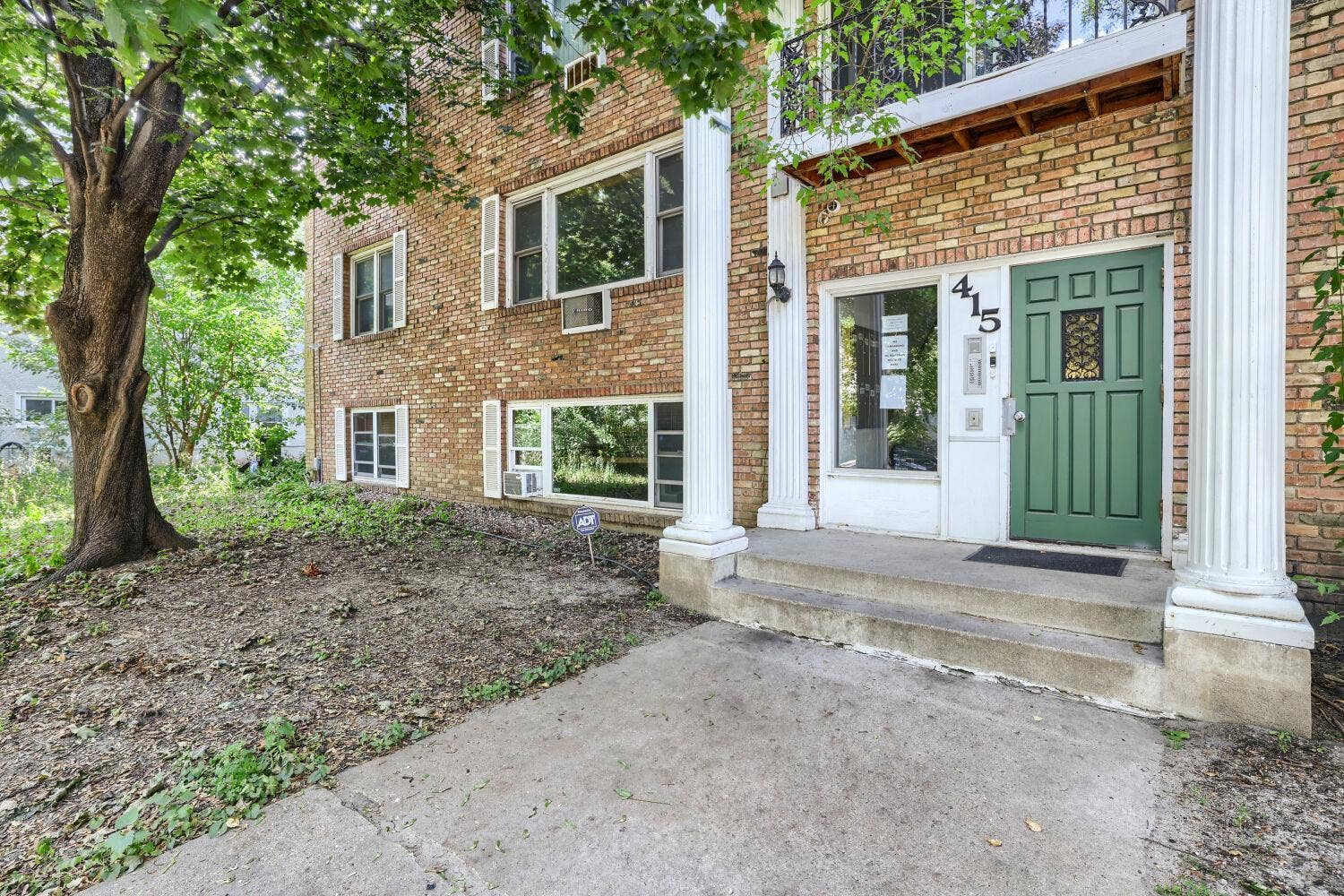 415 Ridgewood Avenue, #101, 74, Minneapolis, MN 55403 415 Ridgewood Avenue, #101, 74, Minneapolis, MN 55403