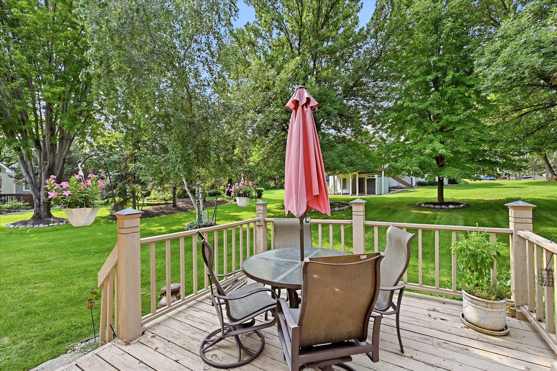 11412 Louisiana Avenue S, Bloomington, MN 55438 Step directly from the kitchen dining area onto the deck for easy access to the backyard and outdoor living space.