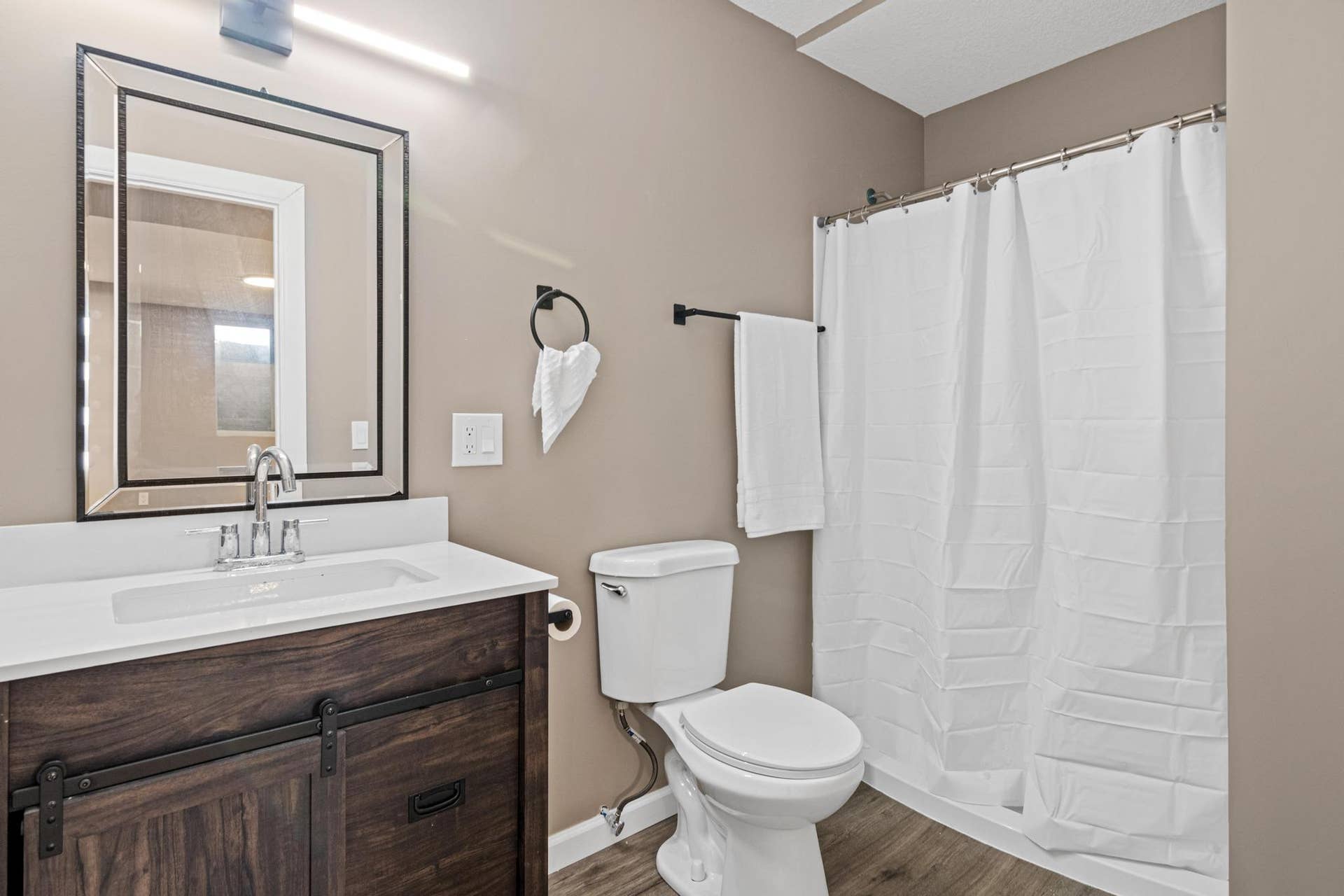 7855 Polaris Lane N, Maple Grove, MN 55311 7855 Polaris Lane N, Maple Grove, MN 55311