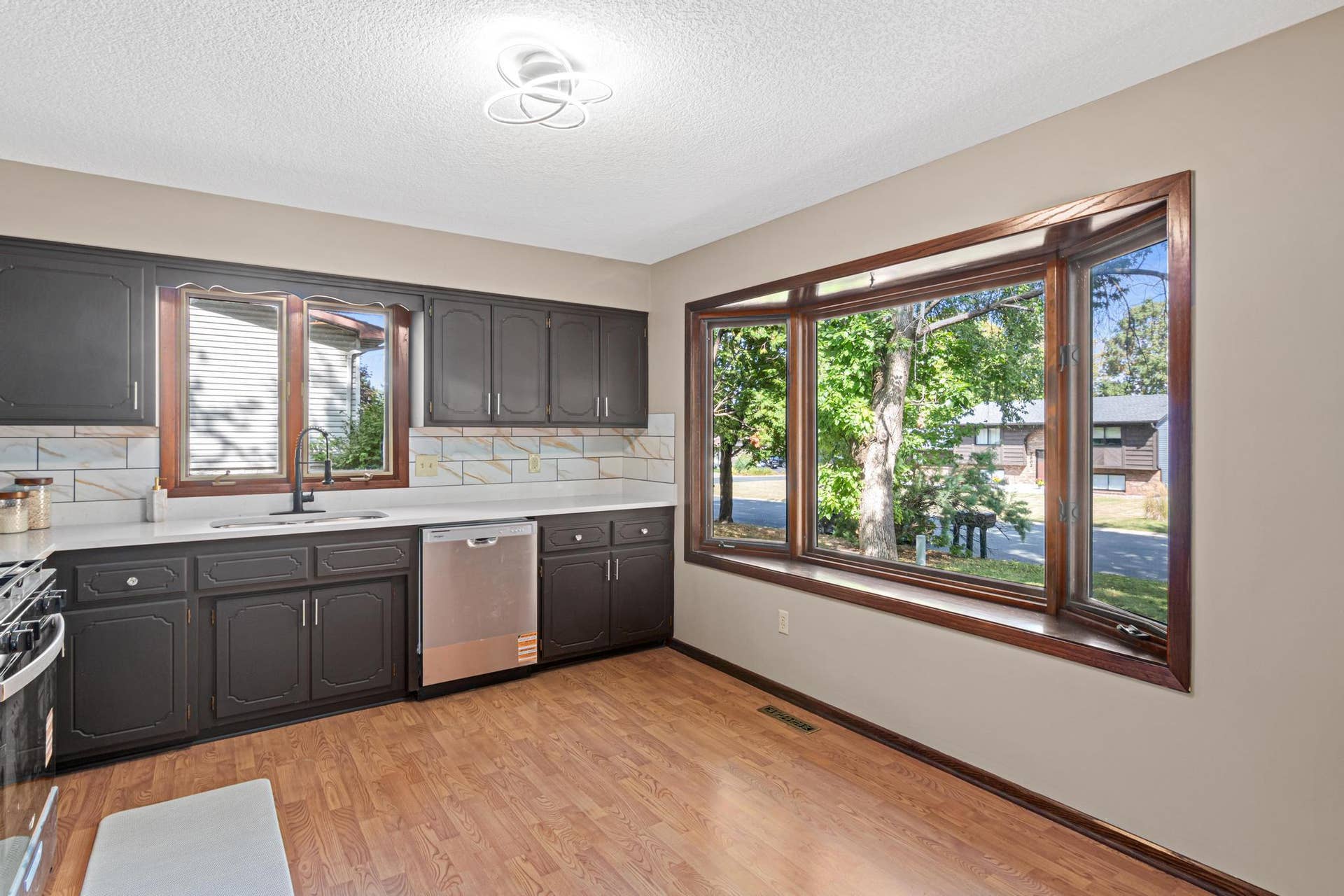 7855 Polaris Lane N, Maple Grove, MN 55311 7855 Polaris Lane N, Maple Grove, MN 55311