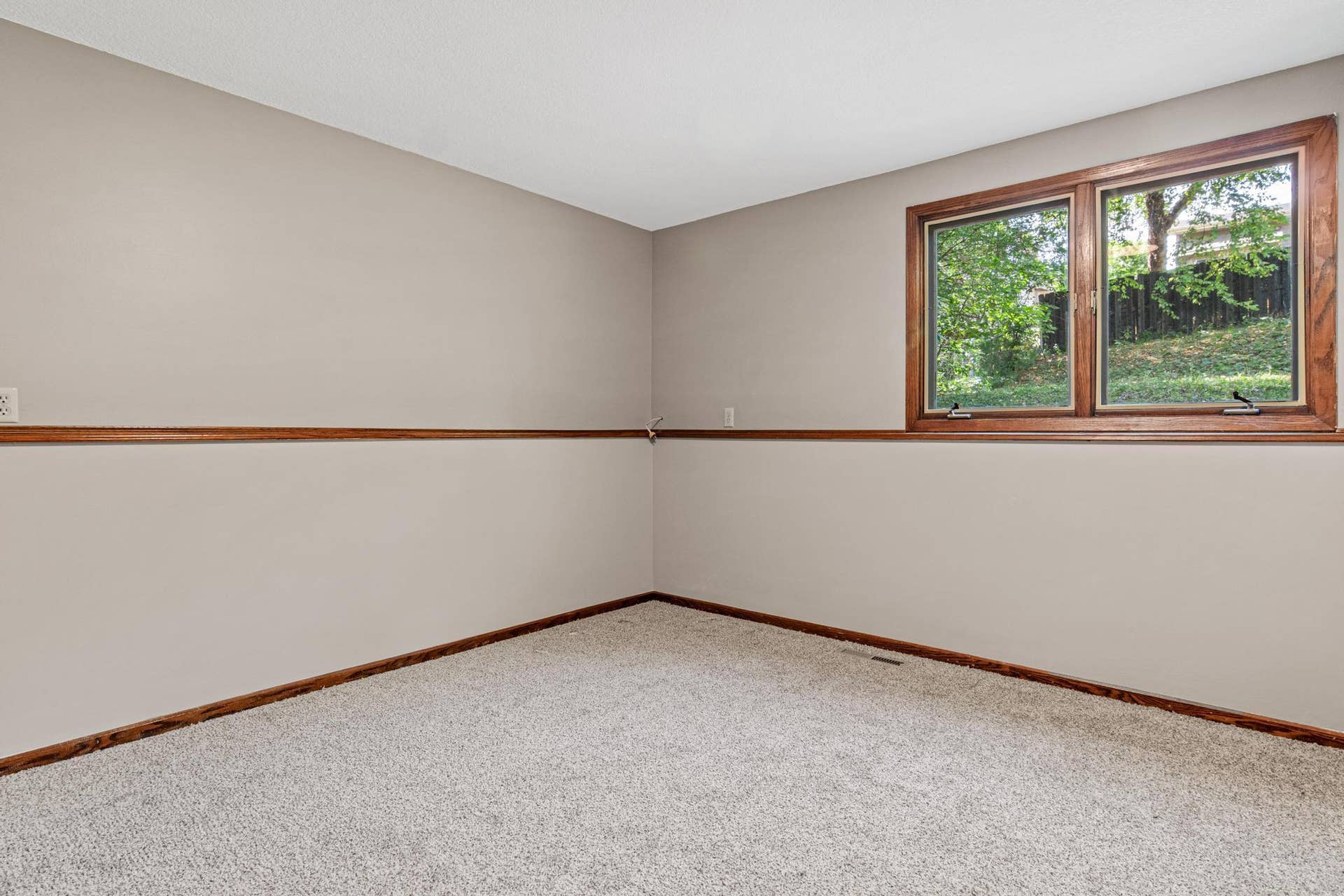 7855 Polaris Lane N, Maple Grove, MN 55311 7855 Polaris Lane N, Maple Grove, MN 55311