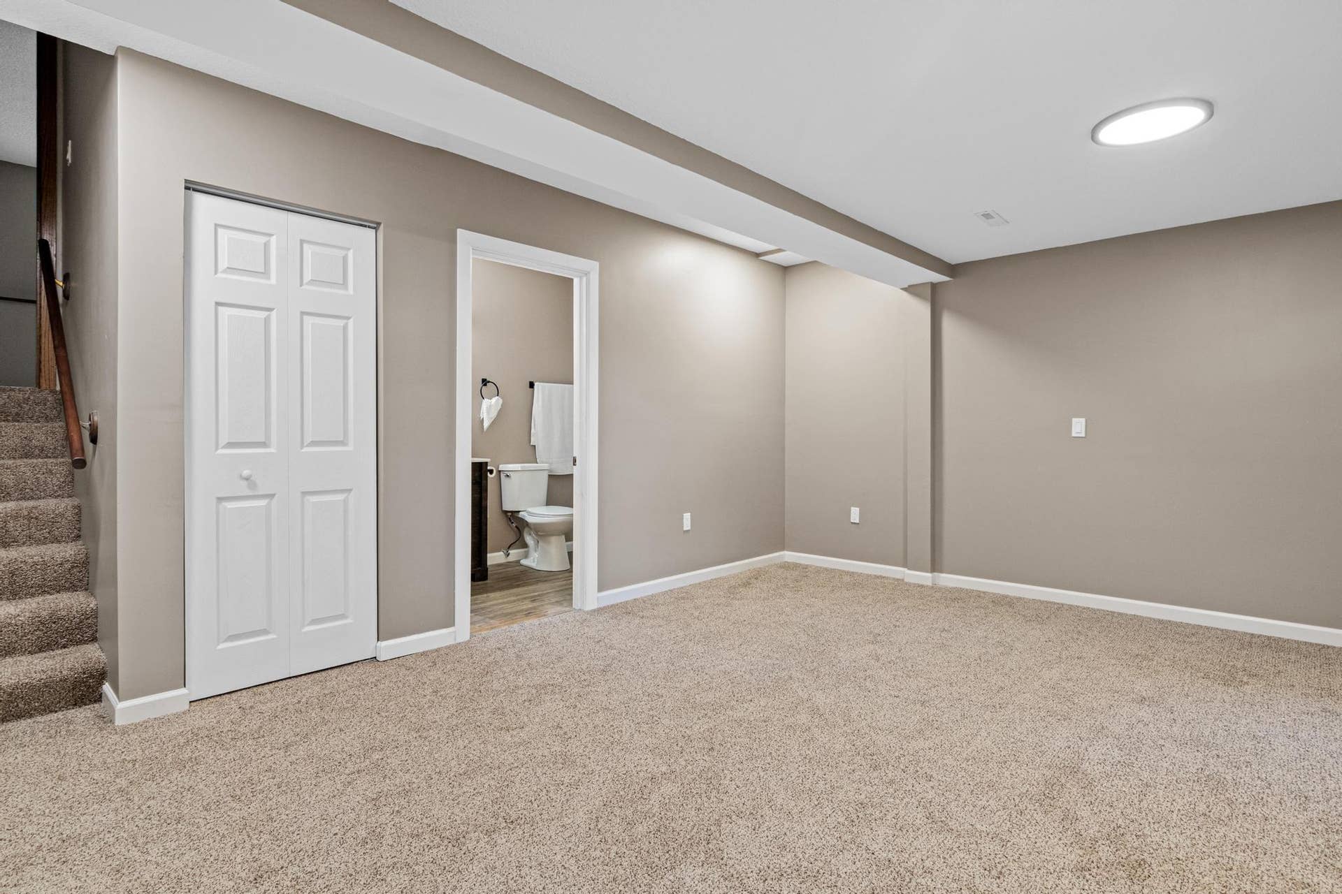 7855 Polaris Lane N, Maple Grove, MN 55311 7855 Polaris Lane N, Maple Grove, MN 55311