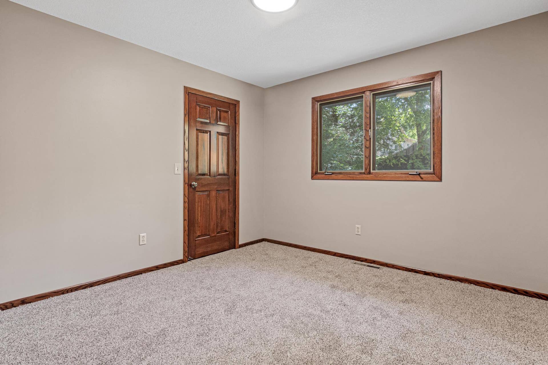7855 Polaris Lane N, Maple Grove, MN 55311 7855 Polaris Lane N, Maple Grove, MN 55311