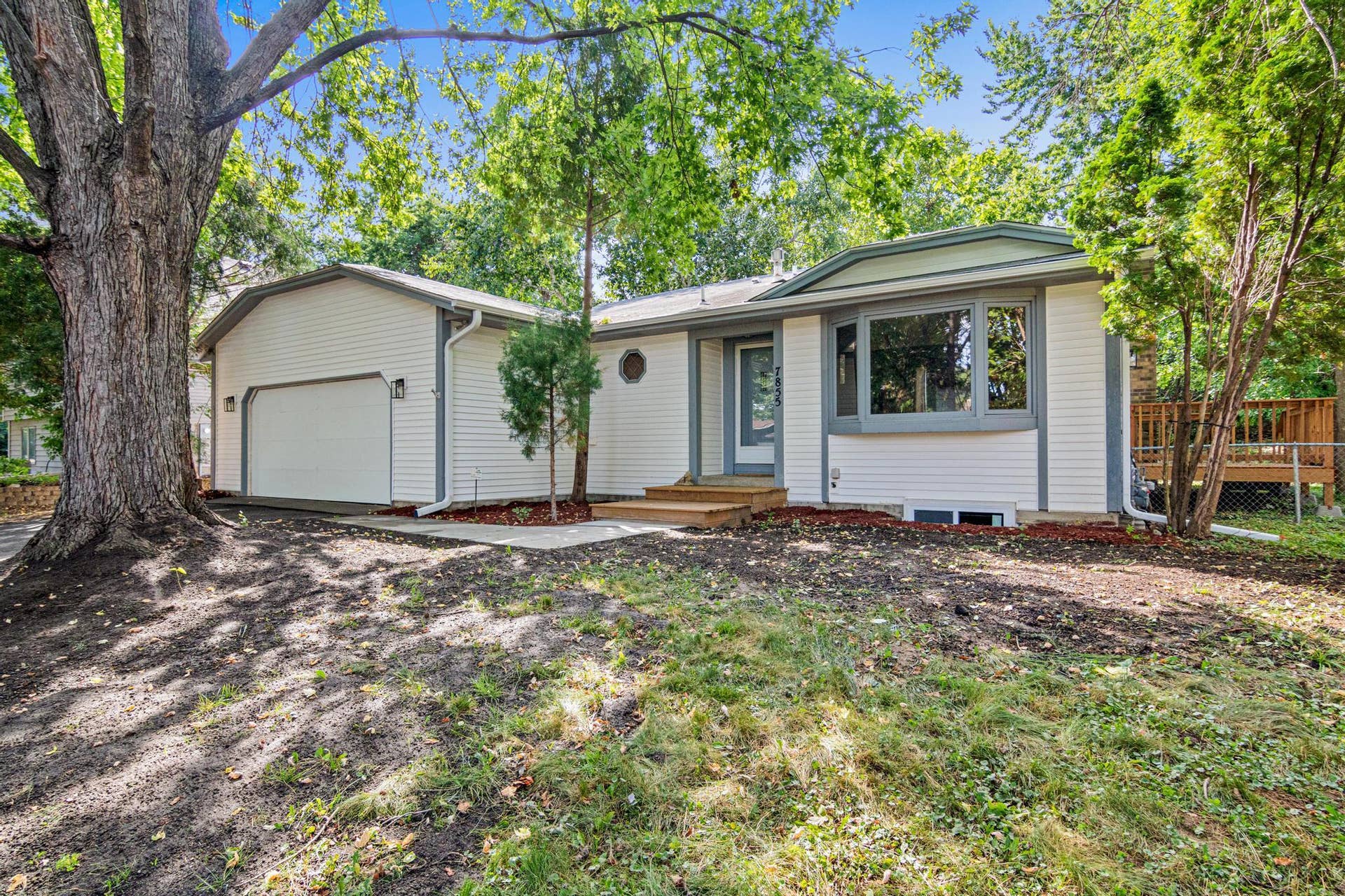 7855 Polaris Lane N, Maple Grove, MN 55311 7855 Polaris Lane N, Maple Grove, MN 55311