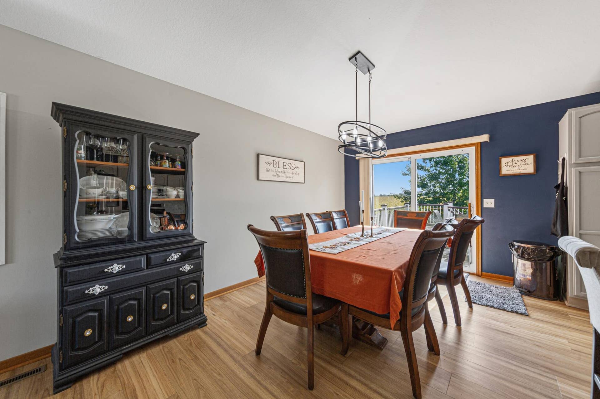 217 Inverness Drive, Mankato, MN 56001 18 dining.jpg